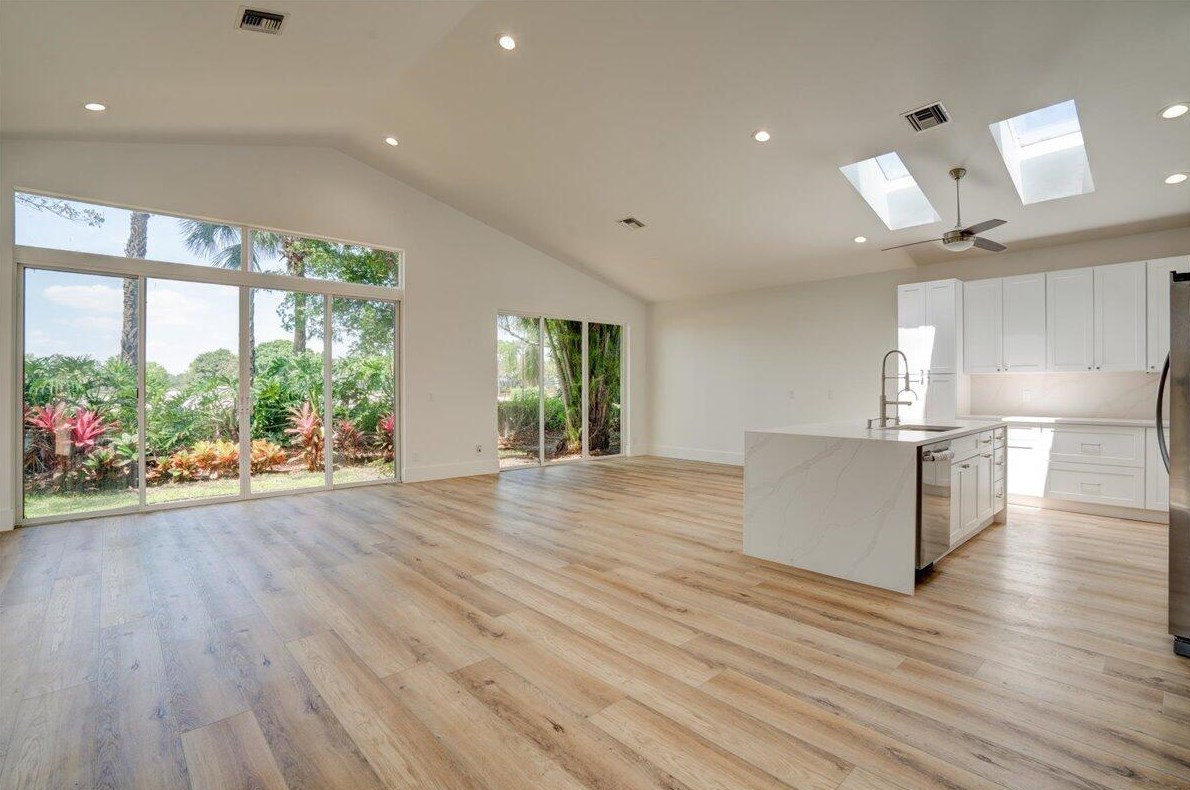 4518 Carlton Golf Dr, Lake Worth FL 33449-8134 exterior