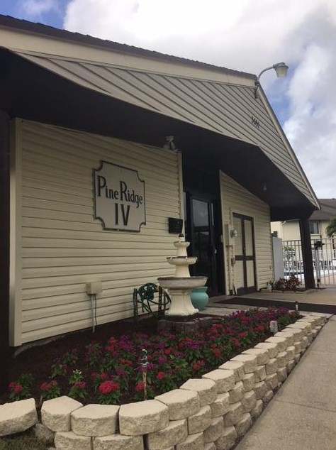 3560 Lazy Pine Way, Lake Worth FL  33463-1305 exterior