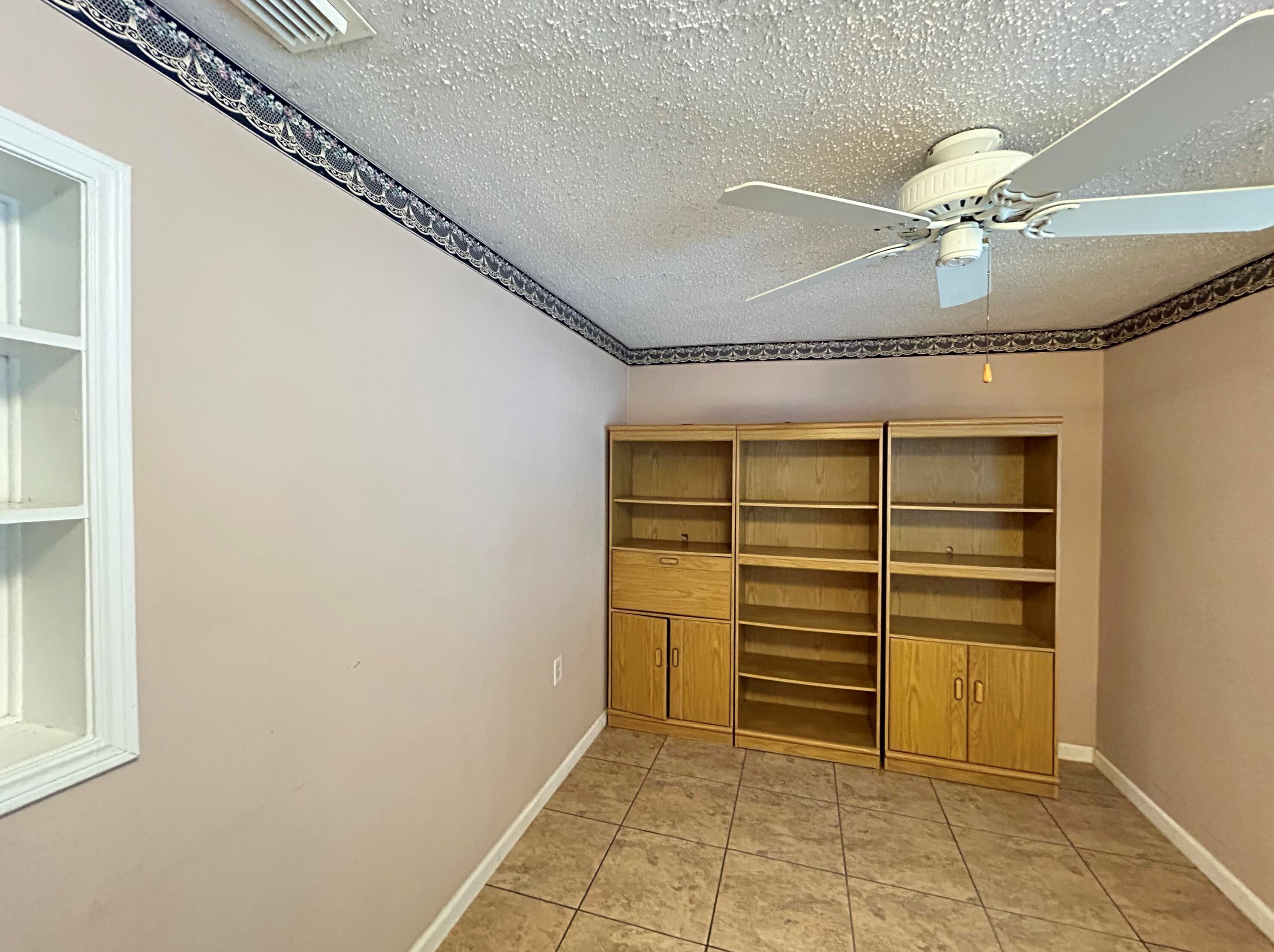 1069 Old Dixie Hwy, Vero Beach FL  32960-3746 exterior