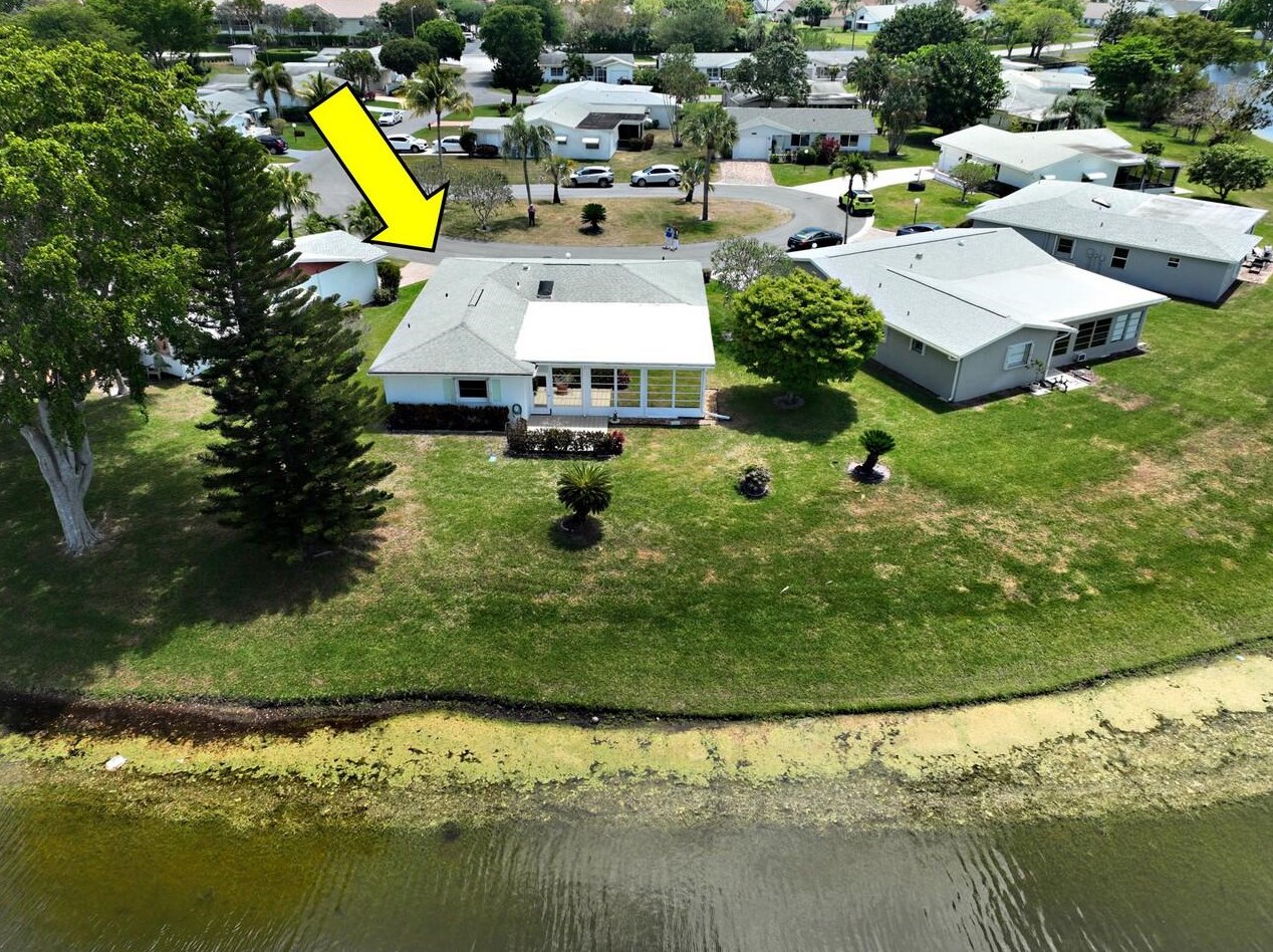 5197 Nicholas Dr, West Palm Beach FL  33417-1014 exterior