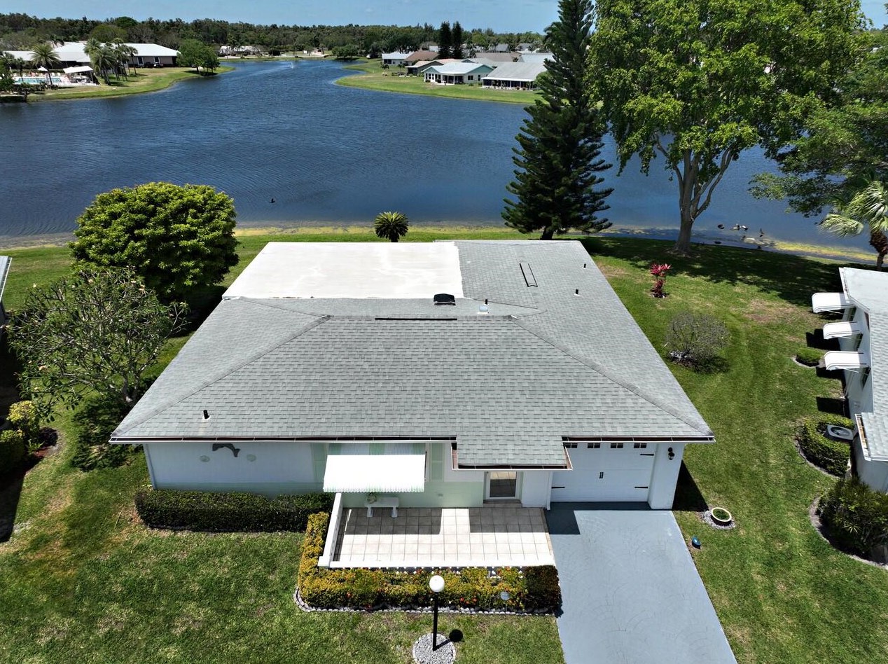 5197 Nicholas Dr, West Palm Beach FL  33417-1014 exterior