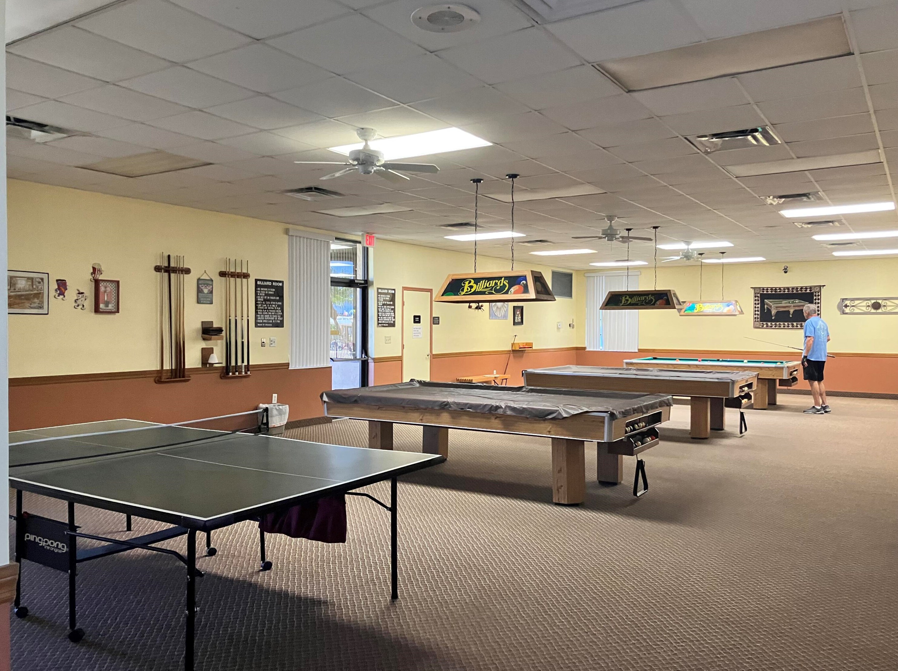 5197 Nicholas Dr, West Palm Beach FL  33417-1014 exterior