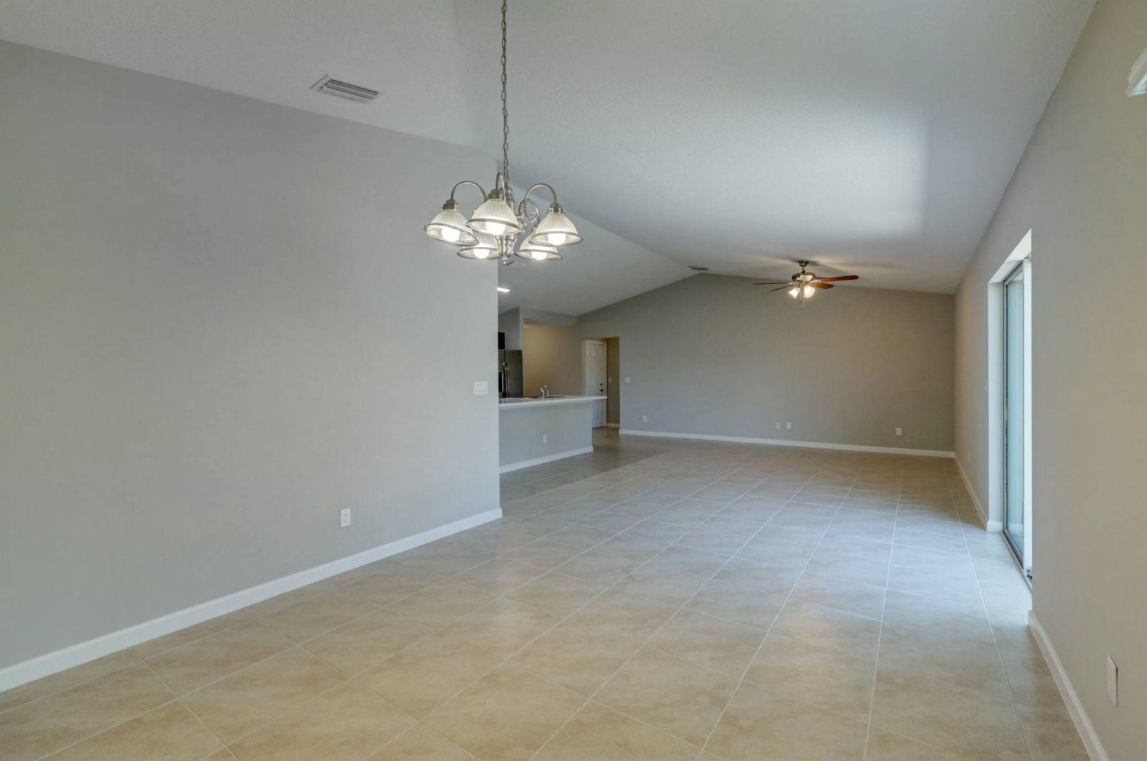 485 Balfour Ave, Fort Pierce FL  34953-7517 exterior