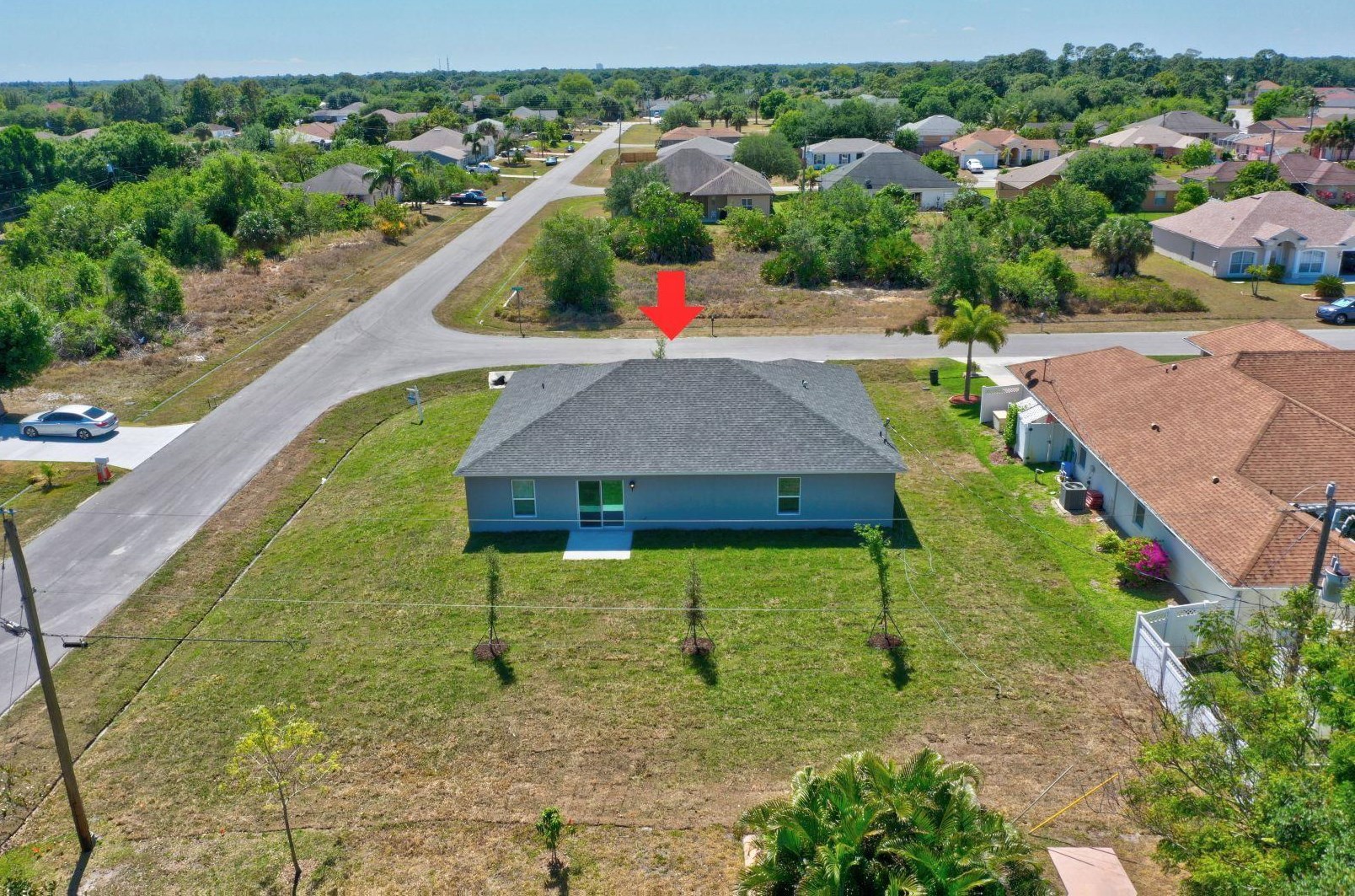 485 Balfour Ave, Fort Pierce FL  34953-7517 exterior