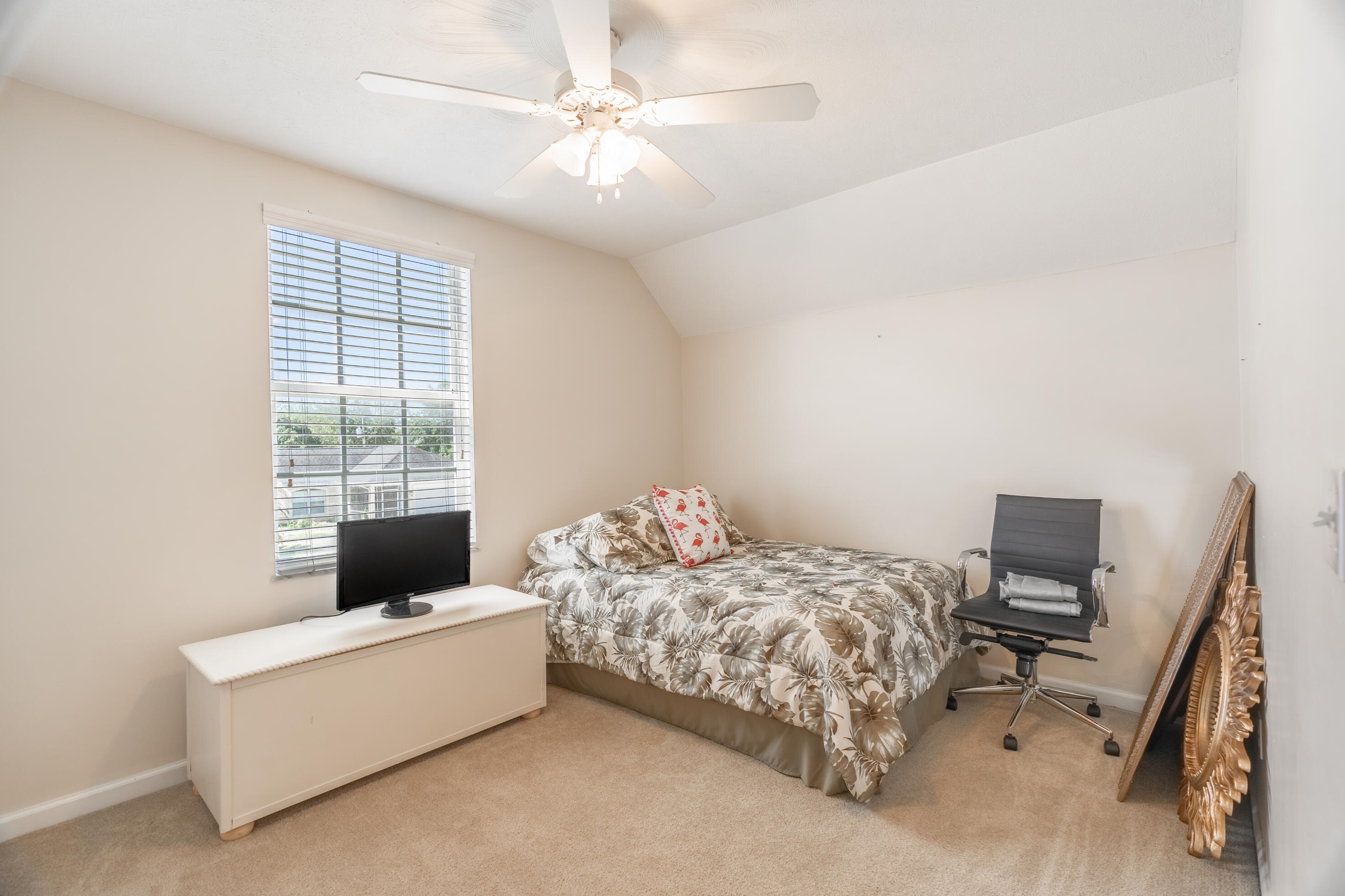 1641 Janette Ave, Fort Pierce FL 34953-1219 exterior