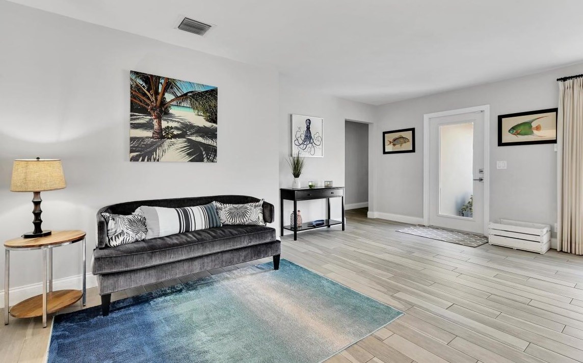 149 27th Way, Boynton Beach FL  33435-7610 exterior