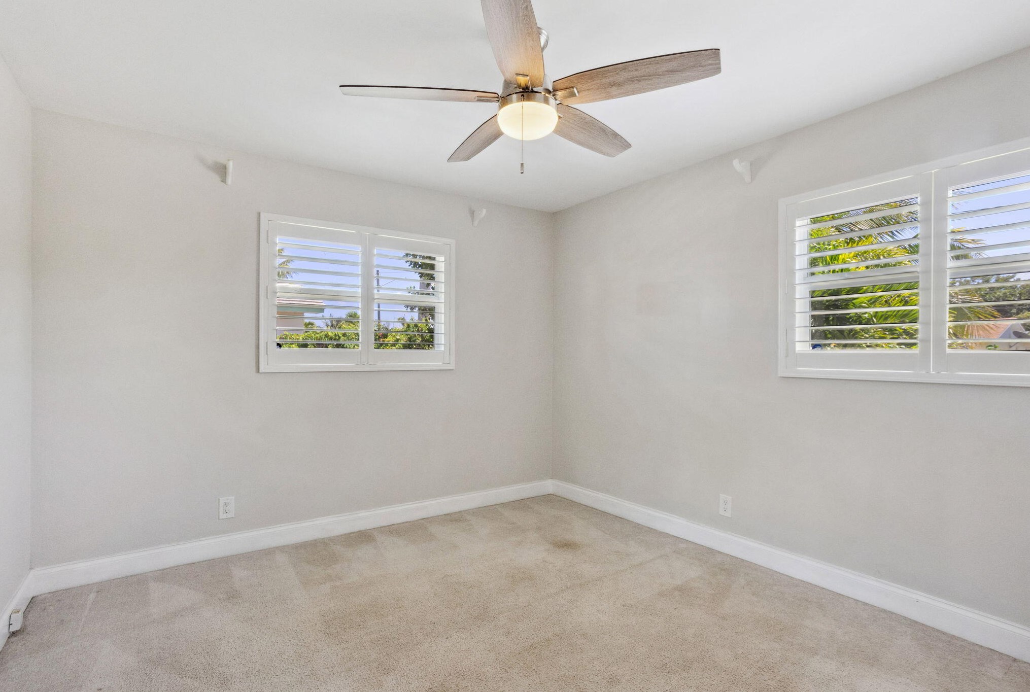 149 27th Way, Boynton Beach FL  33435-7610 exterior