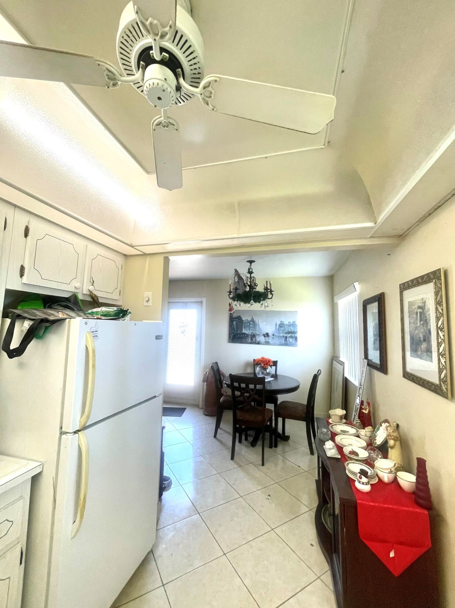 217 Saxony, Delray Beach FL  33446-1843 exterior