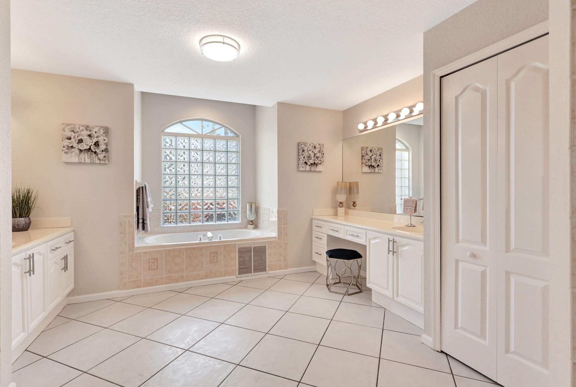 13462 Ky Lime Blvd, Town Of Loxahatchee Groves FL  33470-3098 exterior