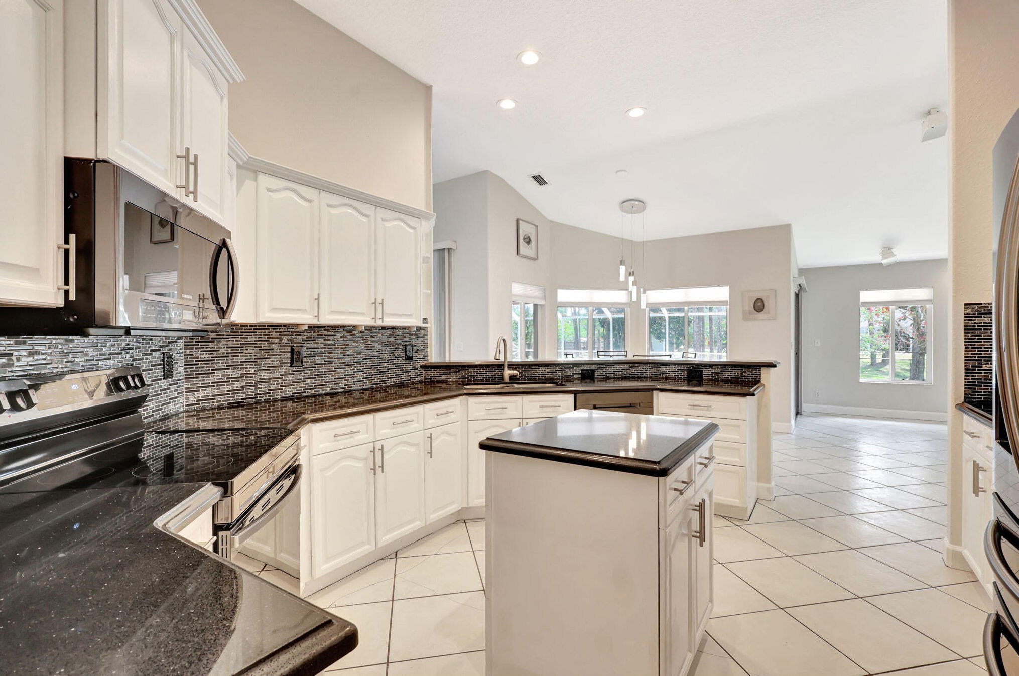 13462 Ky Lime Blvd, Town Of Loxahatchee Groves FL  33470-3098 exterior