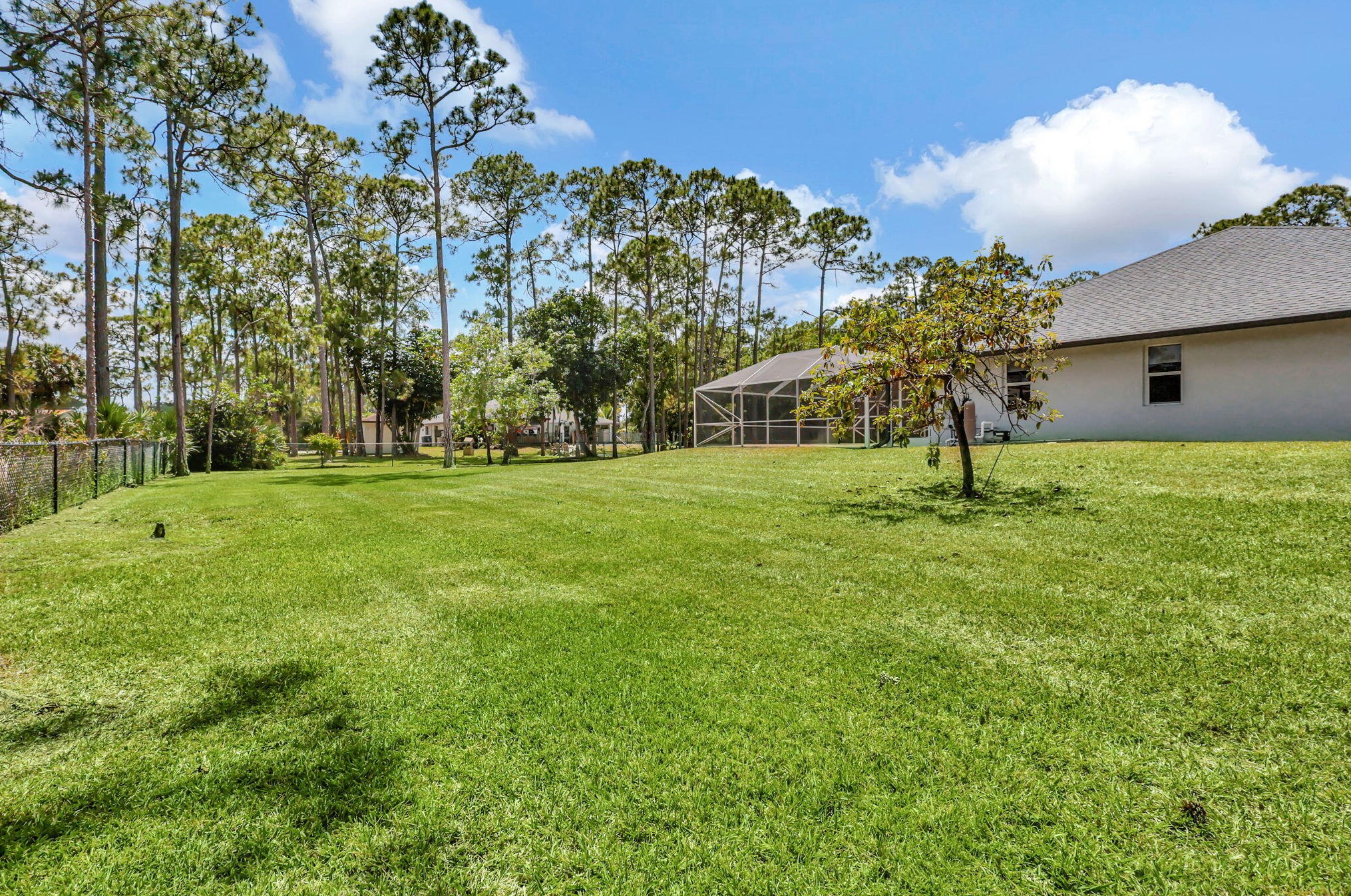 13462 Ky Lime Blvd, Town Of Loxahatchee Groves FL  33470-3098 exterior