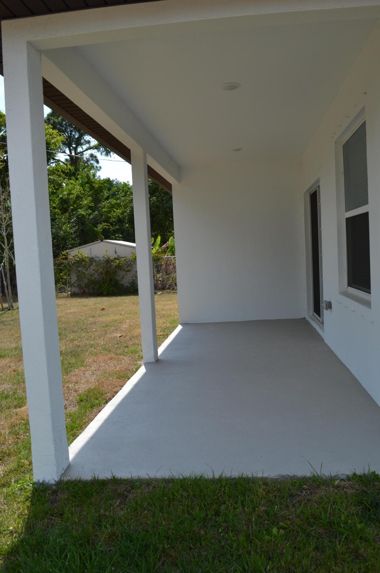 758 Airoso Blvd, Fort Pierce FL  34983-2009 exterior