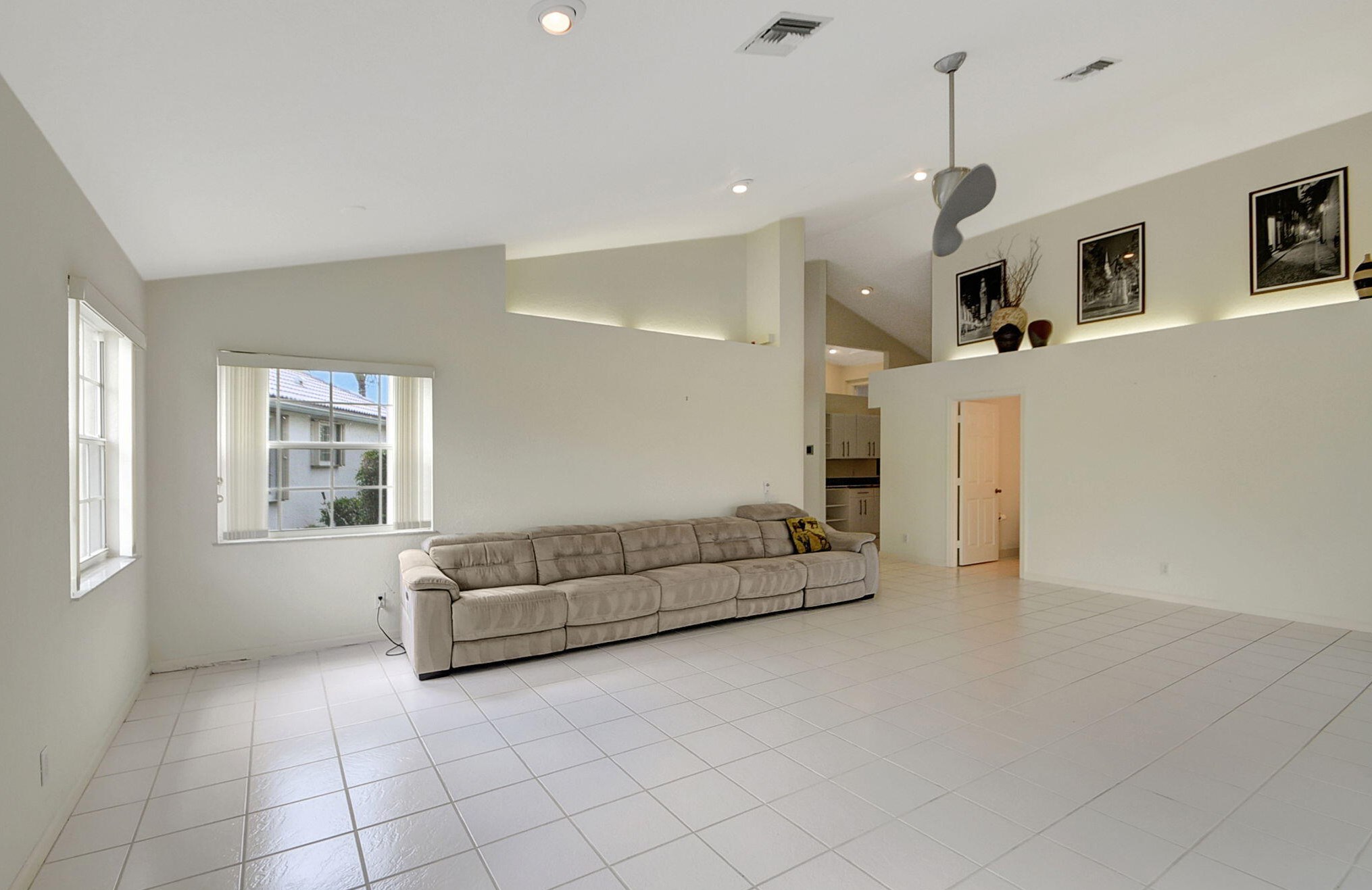 6194 Bay Is Dr, Boynton Beach FL 33437-4113 exterior