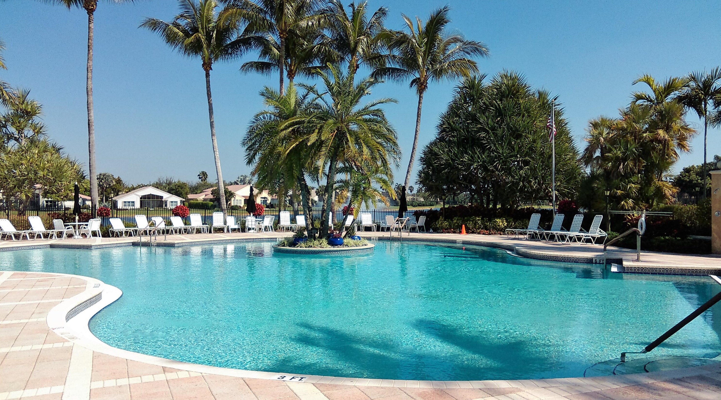 7554 Las Cruces Ct, Boynton Beach FL 33437-6645 exterior