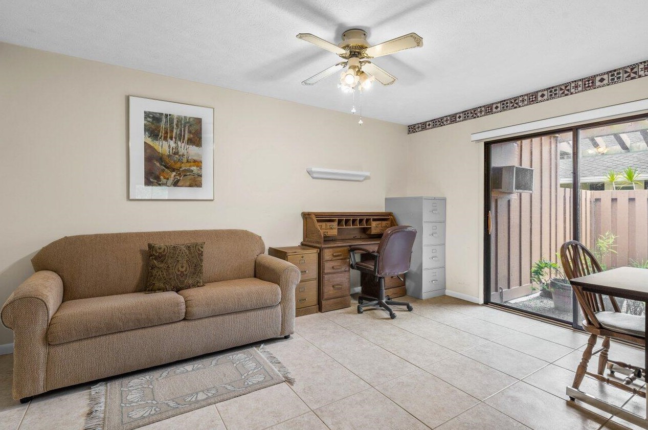 8161 Eaglewood Way, Hobe Sound FL 33455-7655 exterior