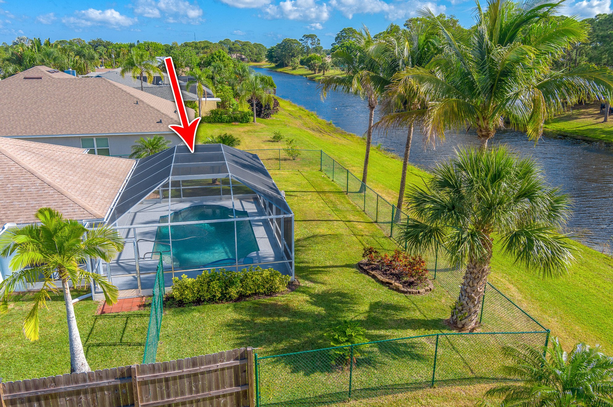1937 Mantua St, Fort Pierce FL  34952-6736 exterior