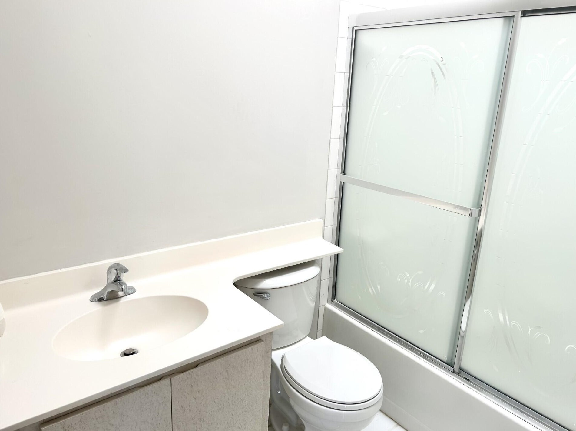 249 Bentley Cir, Fort Pierce FL  34986-2441 exterior