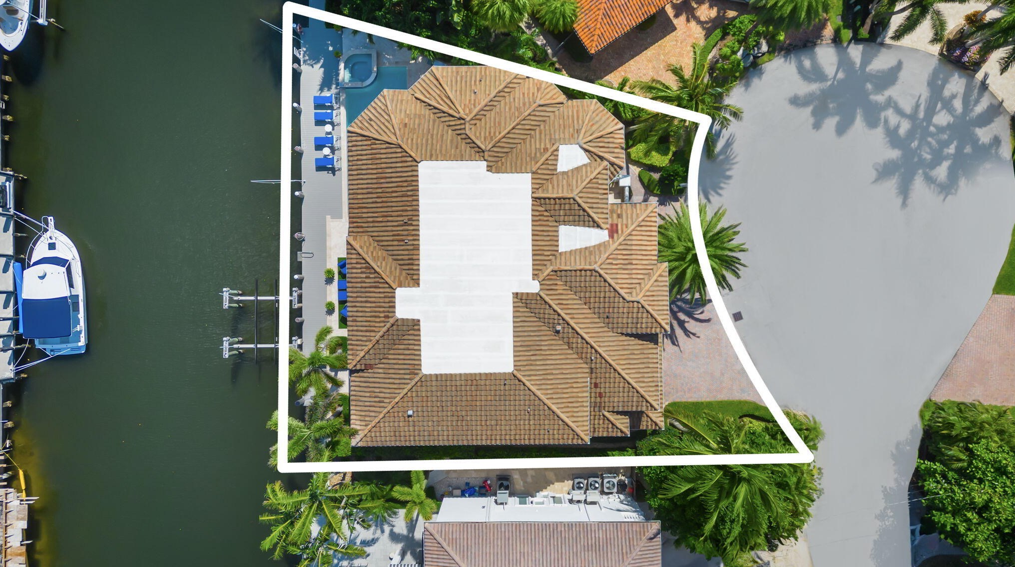 883 Glouchester St, Boca Raton FL 33487-3211 exterior