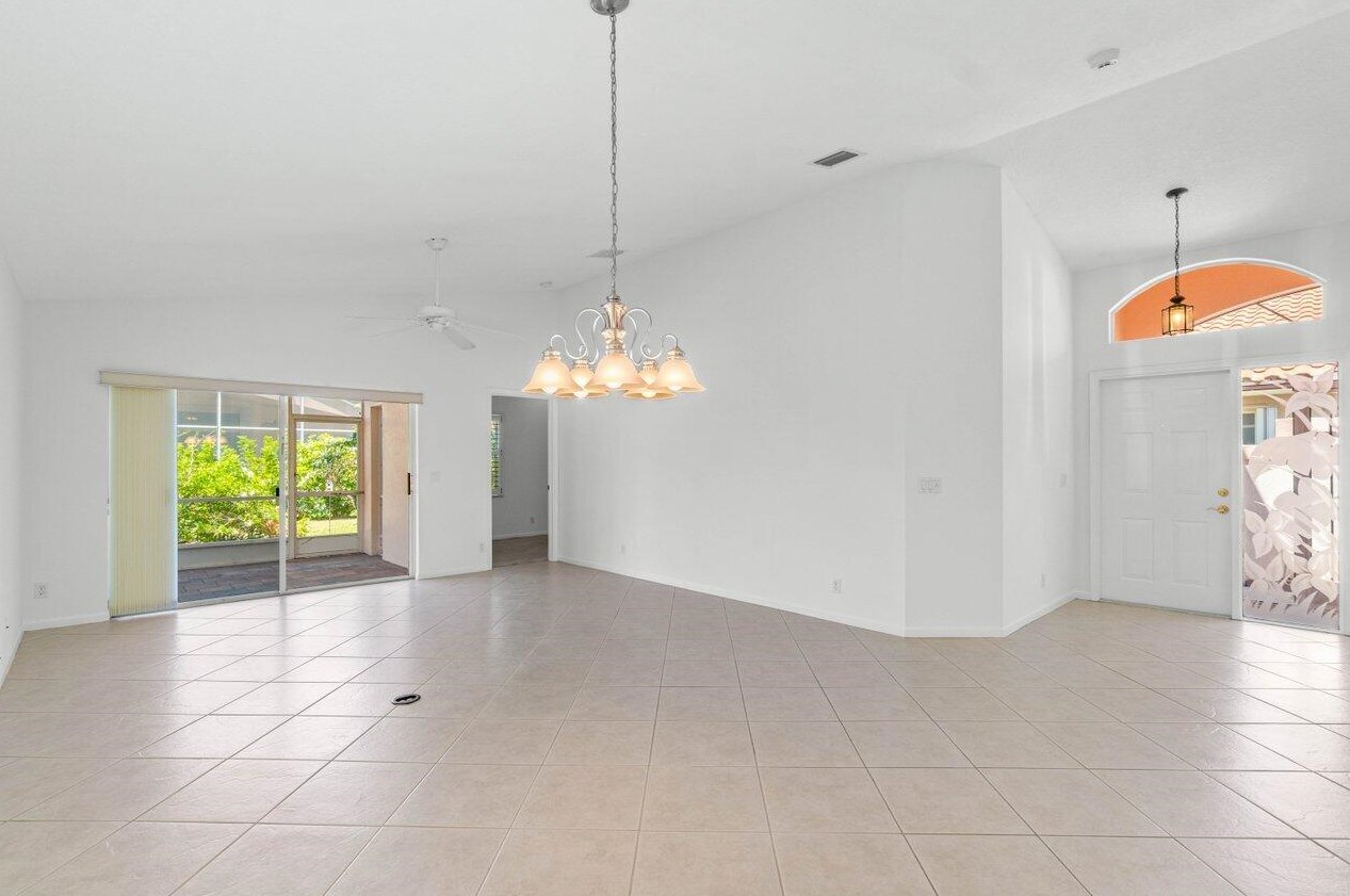 5109 Corbel Lk Way, Boynton Beach FL 33437-1696 exterior