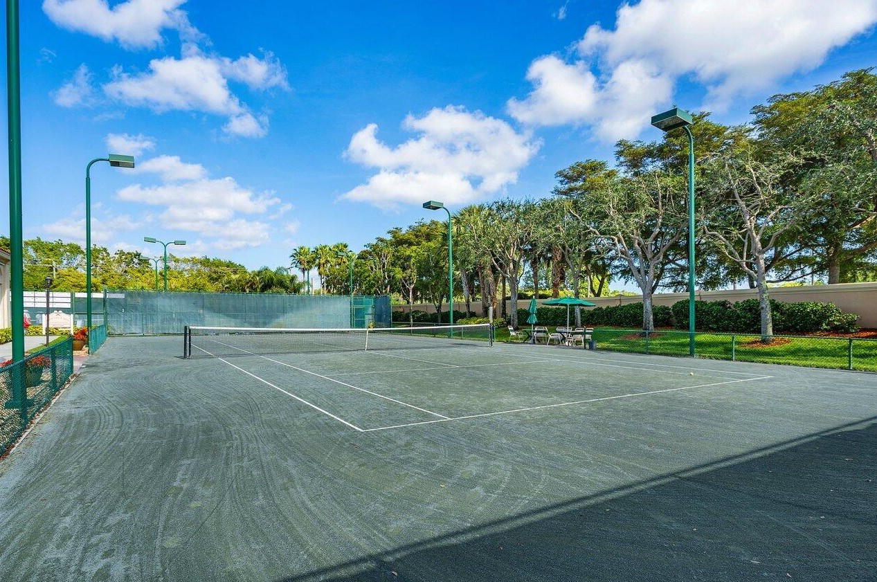 5109 Corbel Lk Way, Boynton Beach FL 33437-1696 exterior