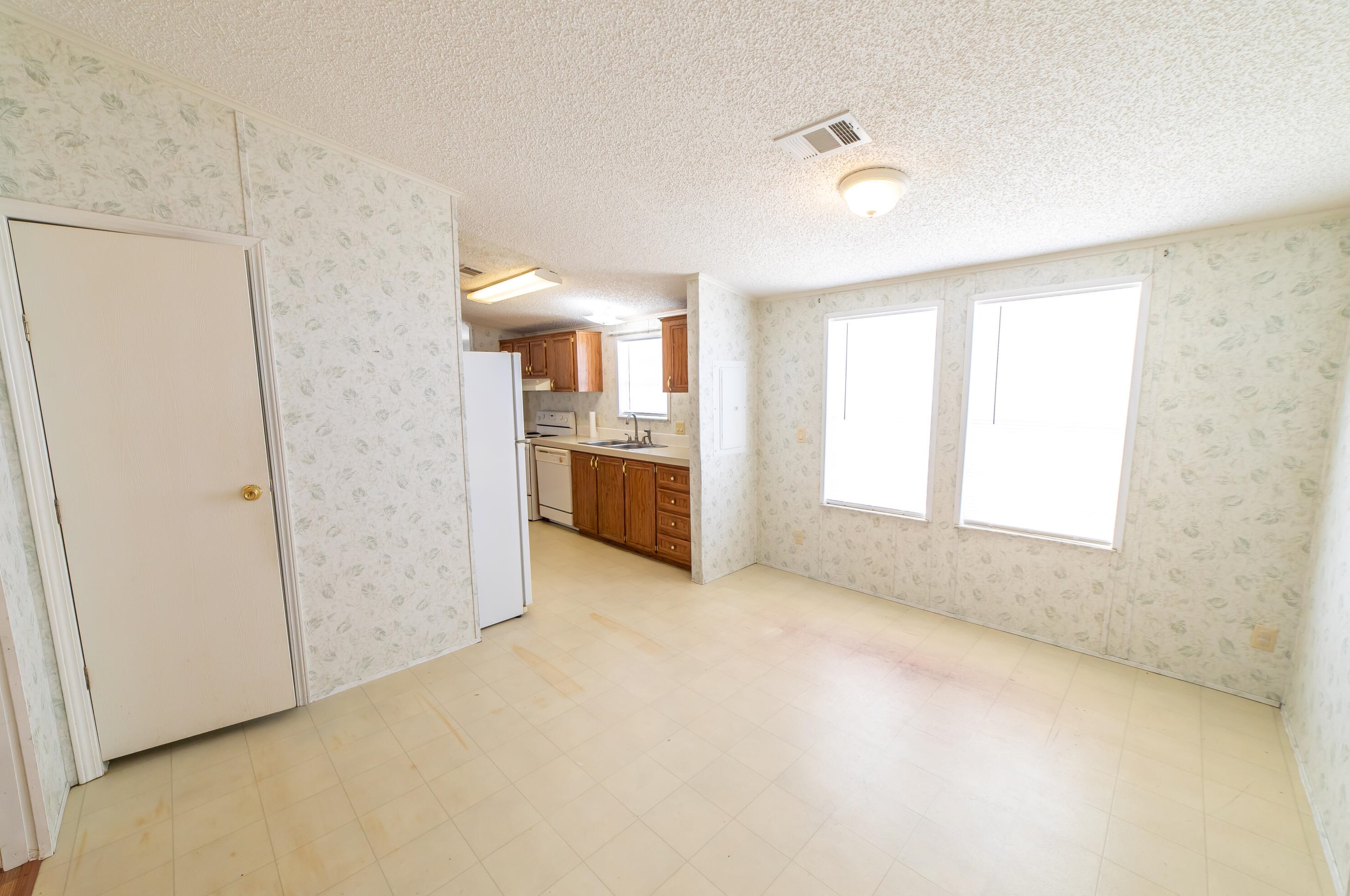 407 9 Ave, Okeechobee FL 34972-4511 exterior