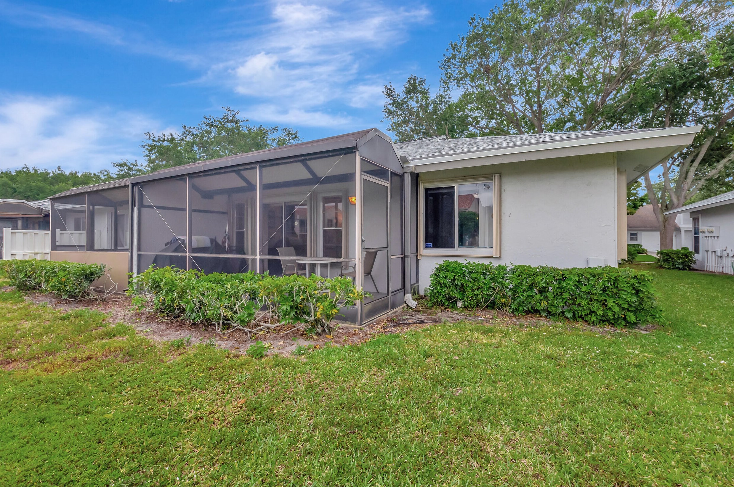 8685 Sunbird Pl, Boca Raton FL 33496-5086 exterior
