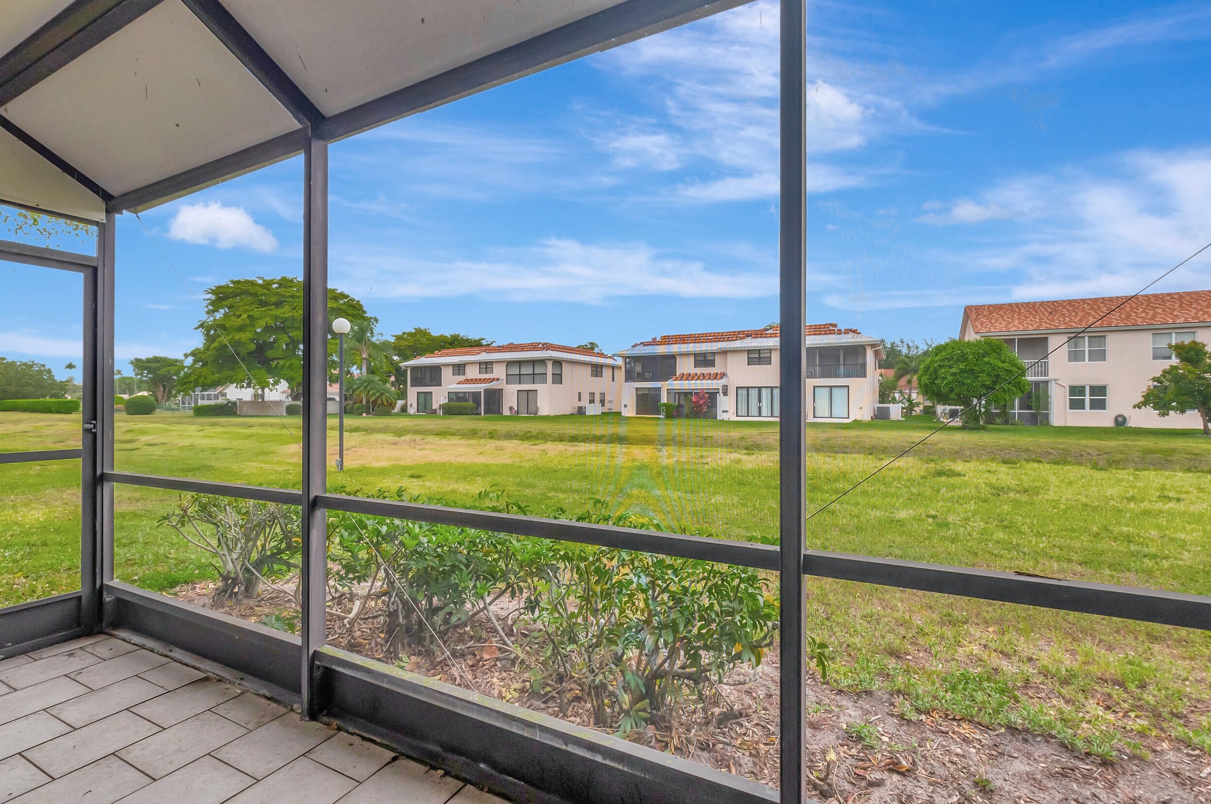 8685 Sunbird Pl, Boca Raton FL 33496-5086 exterior