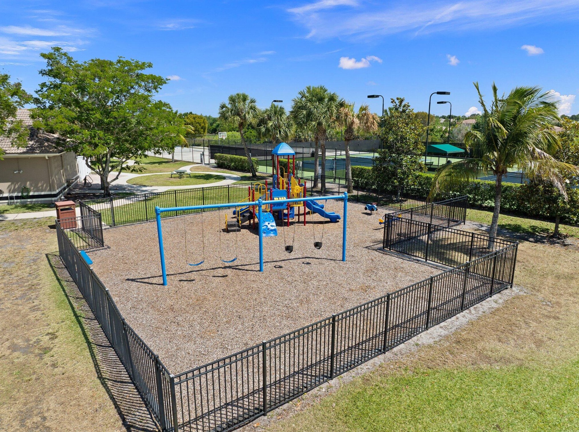 2238 Newport Isles Blvd, Fort Pierce FL  34953-4577 exterior