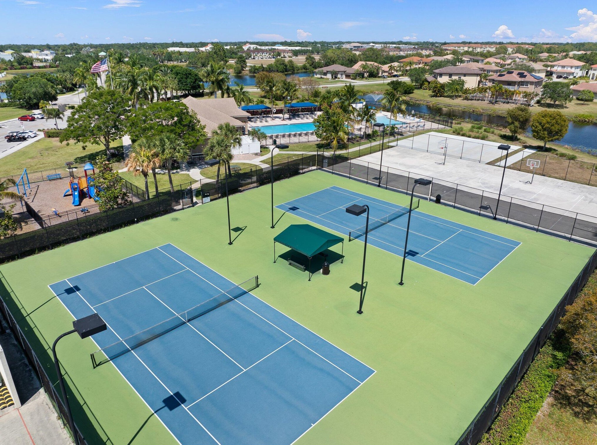 2238 Newport Isles Blvd, Fort Pierce FL  34953-4577 exterior