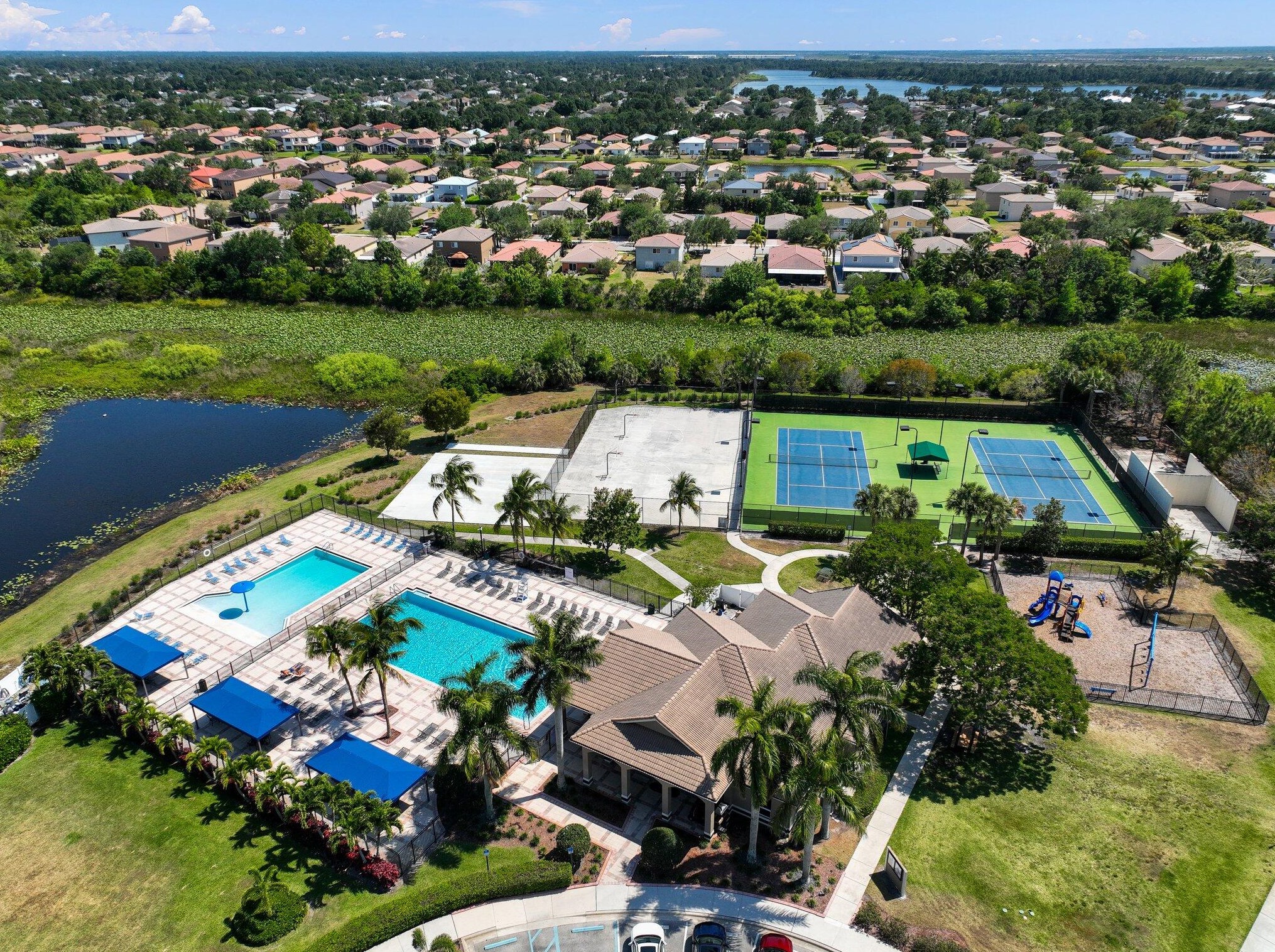 2238 Newport Isles Blvd, Fort Pierce FL  34953-4577 exterior