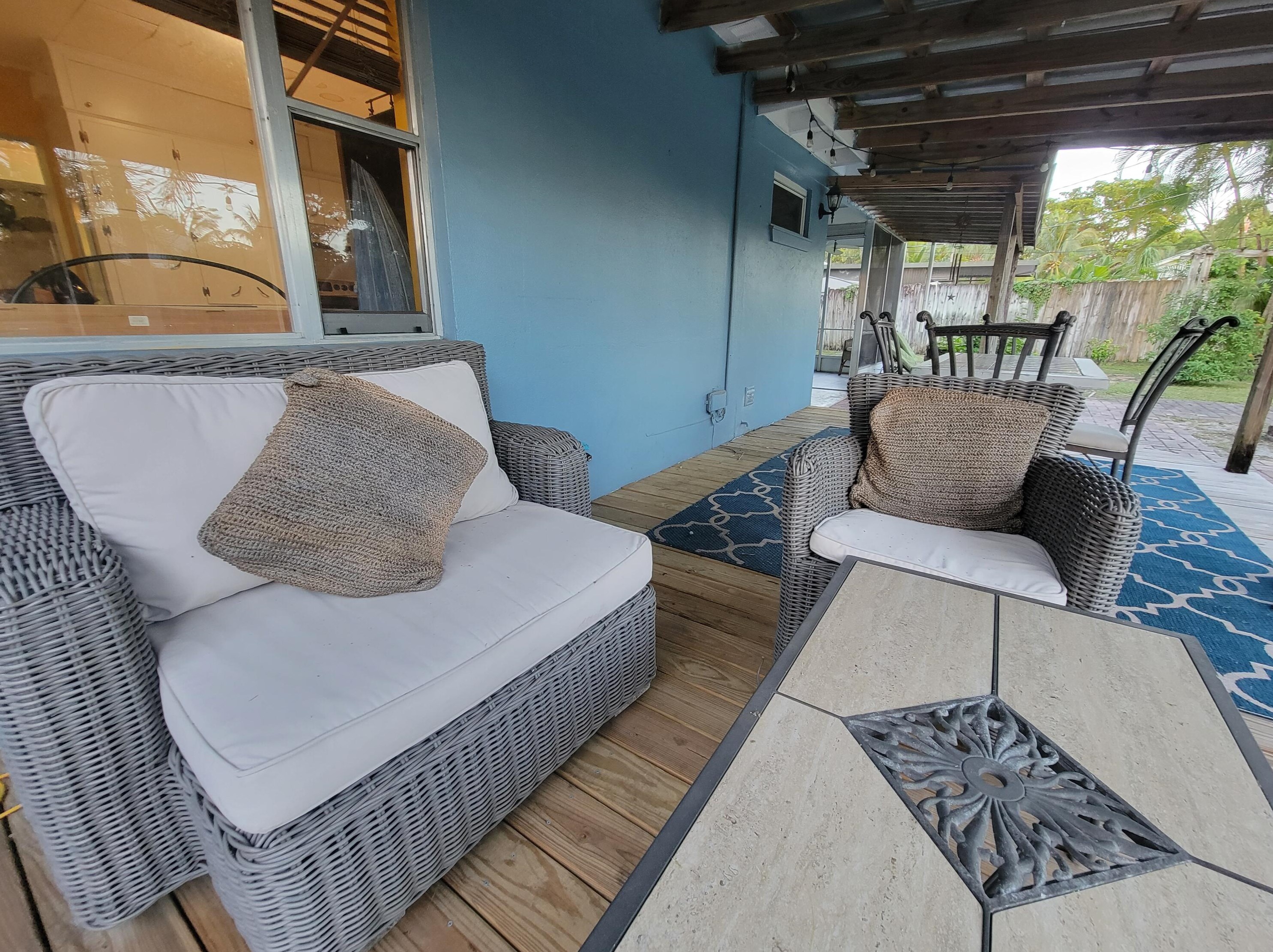 140 Ocean Ave, Boynton Beach FL 33435-4575 exterior