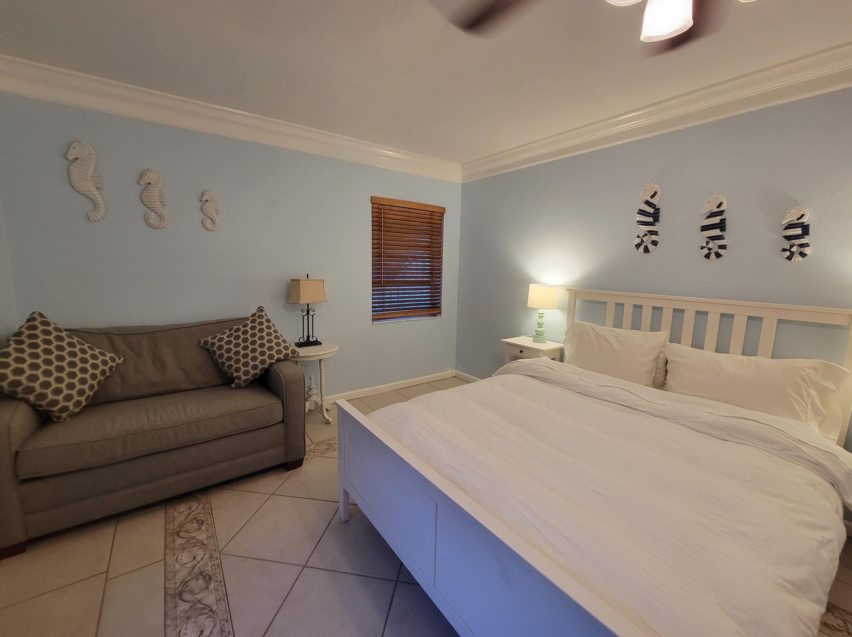 140 Ocean Ave, Boynton Beach FL 33435-4575 exterior