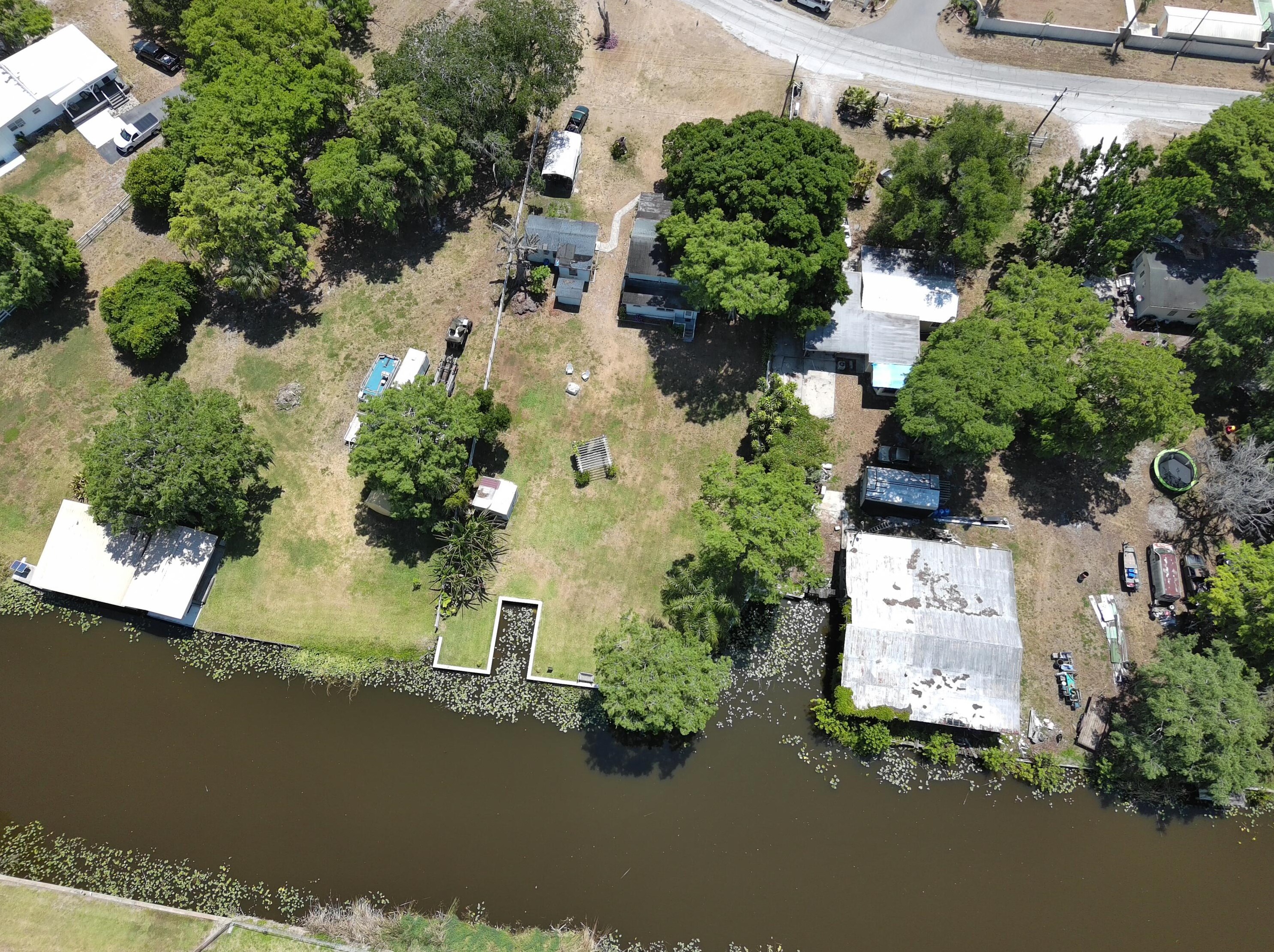 1190 Linda Rd, Okeechobee FL 34974-0429 exterior