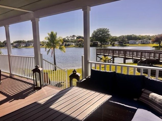 165 Plantation Blvd, Lake Worth FL  33467-6552 exterior