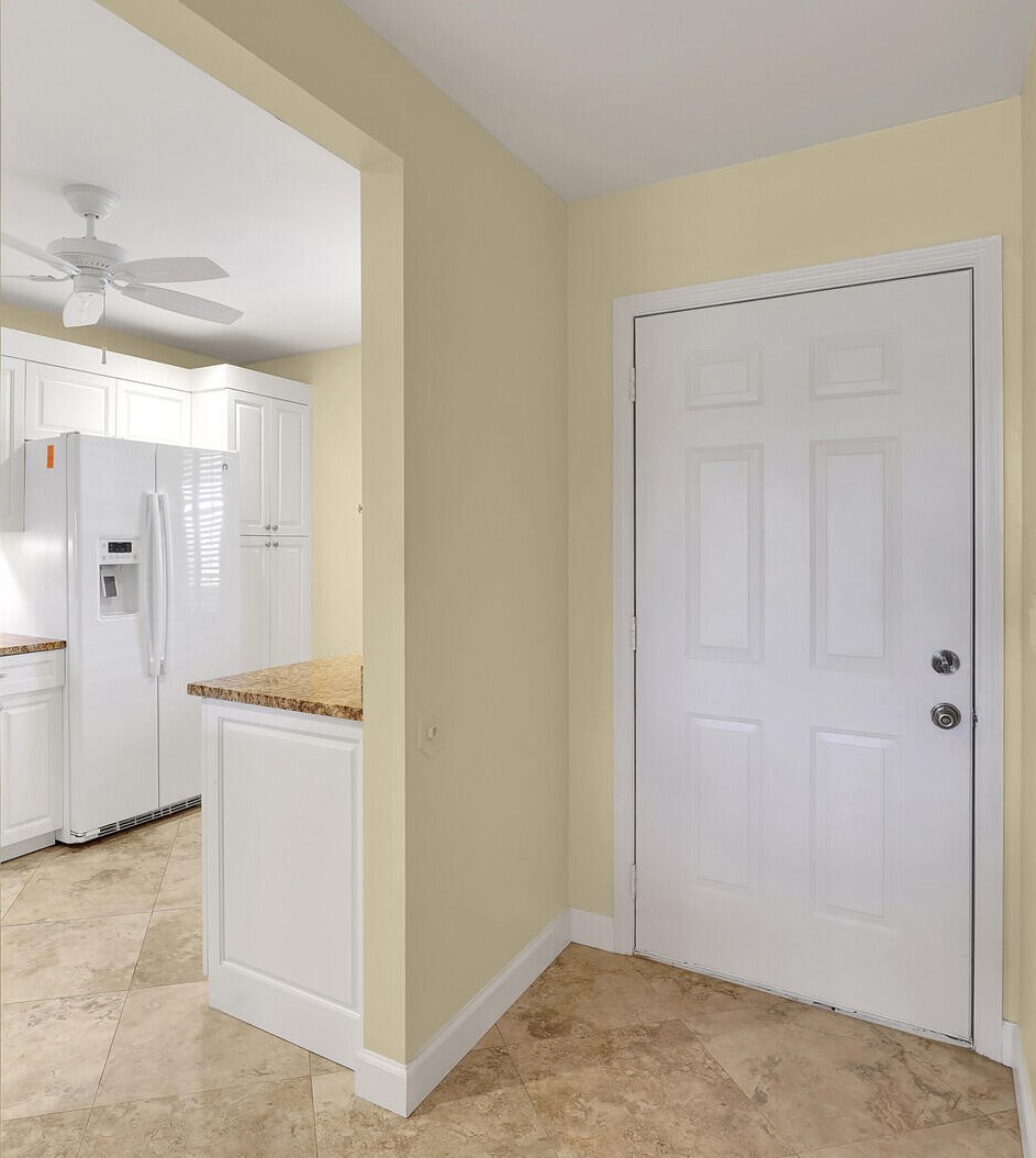 6901 Constitution Blvd, Hobe Sound FL  33455-7358 exterior