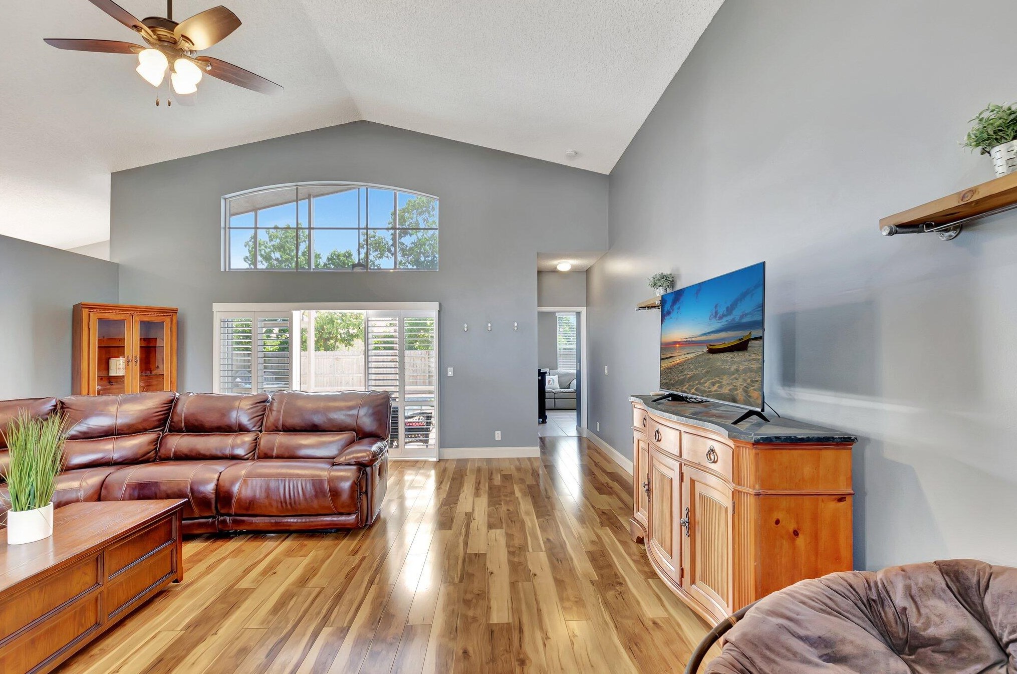 9293 Cove Point Cir, Boynton Beach FL  33472-2765 exterior