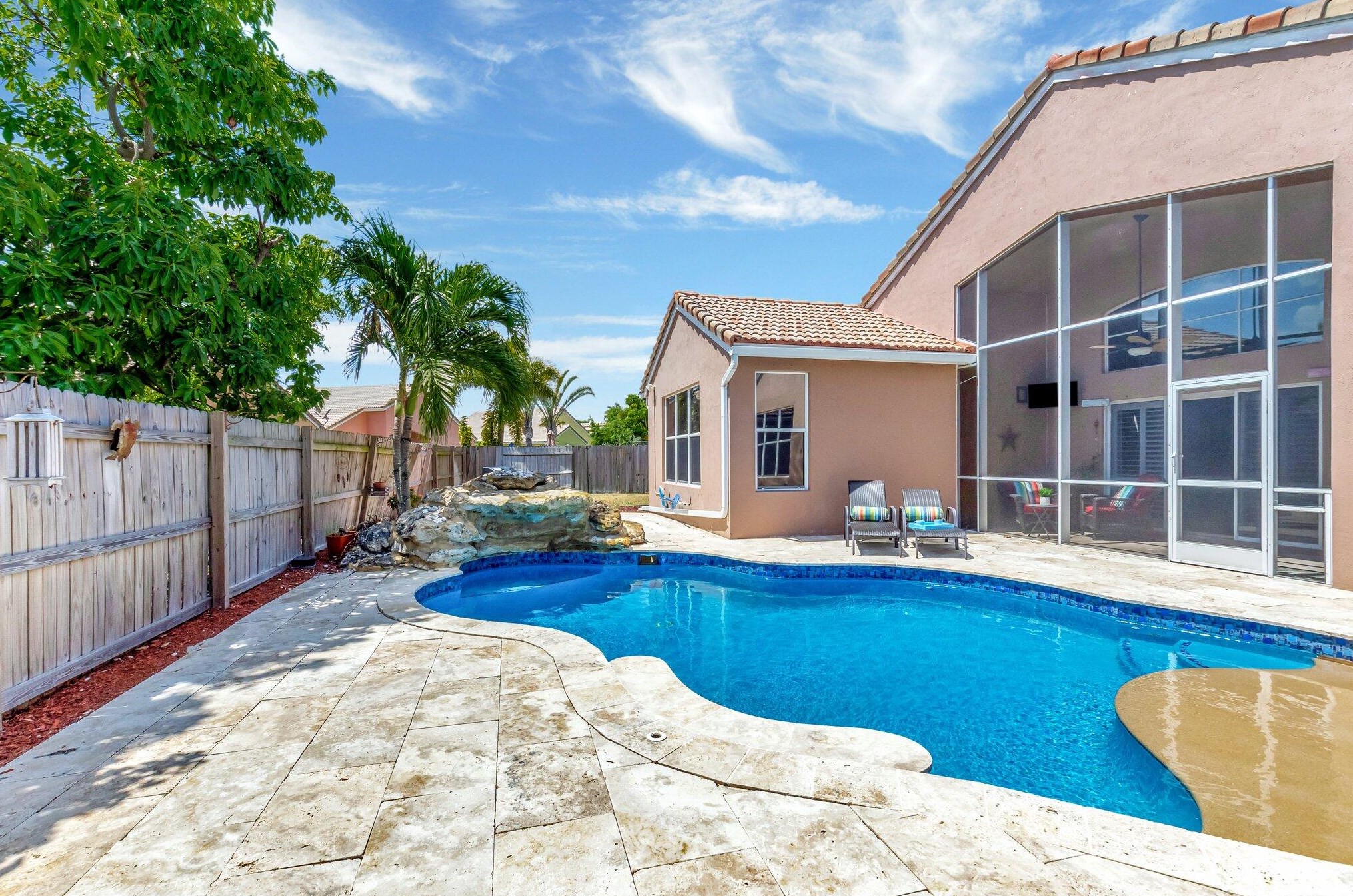 9293 Cove Point Cir, Boynton Beach FL  33472-2765 exterior