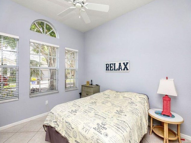 7641 Las Cruces Ct, Boynton Beach FL 33437-6644 exterior