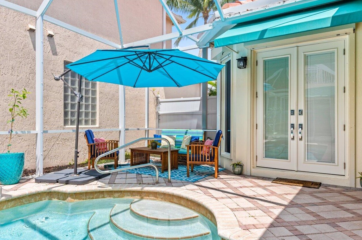 9680 Vineyard Ct, Boca Raton FL 33428-4346 exterior