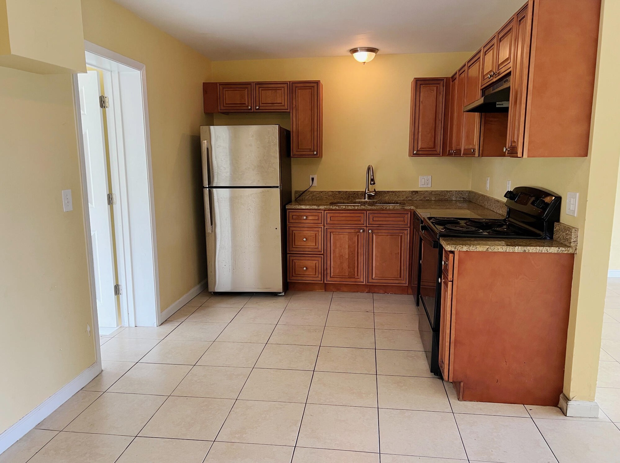 117 Atlantic Dr, Boynton Beach FL  33435-1646 exterior