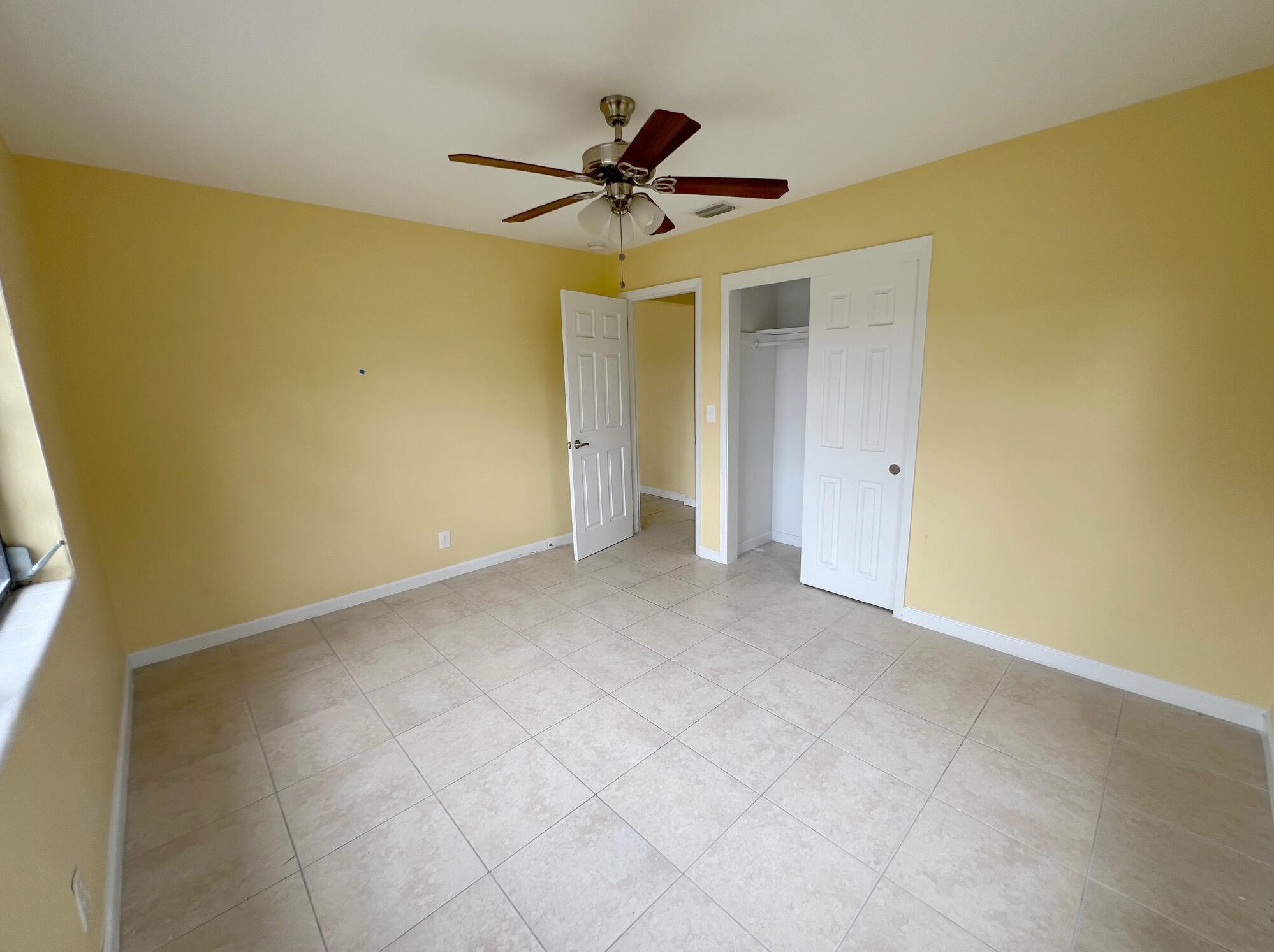 117 Atlantic Dr, Boynton Beach FL  33435-1646 exterior