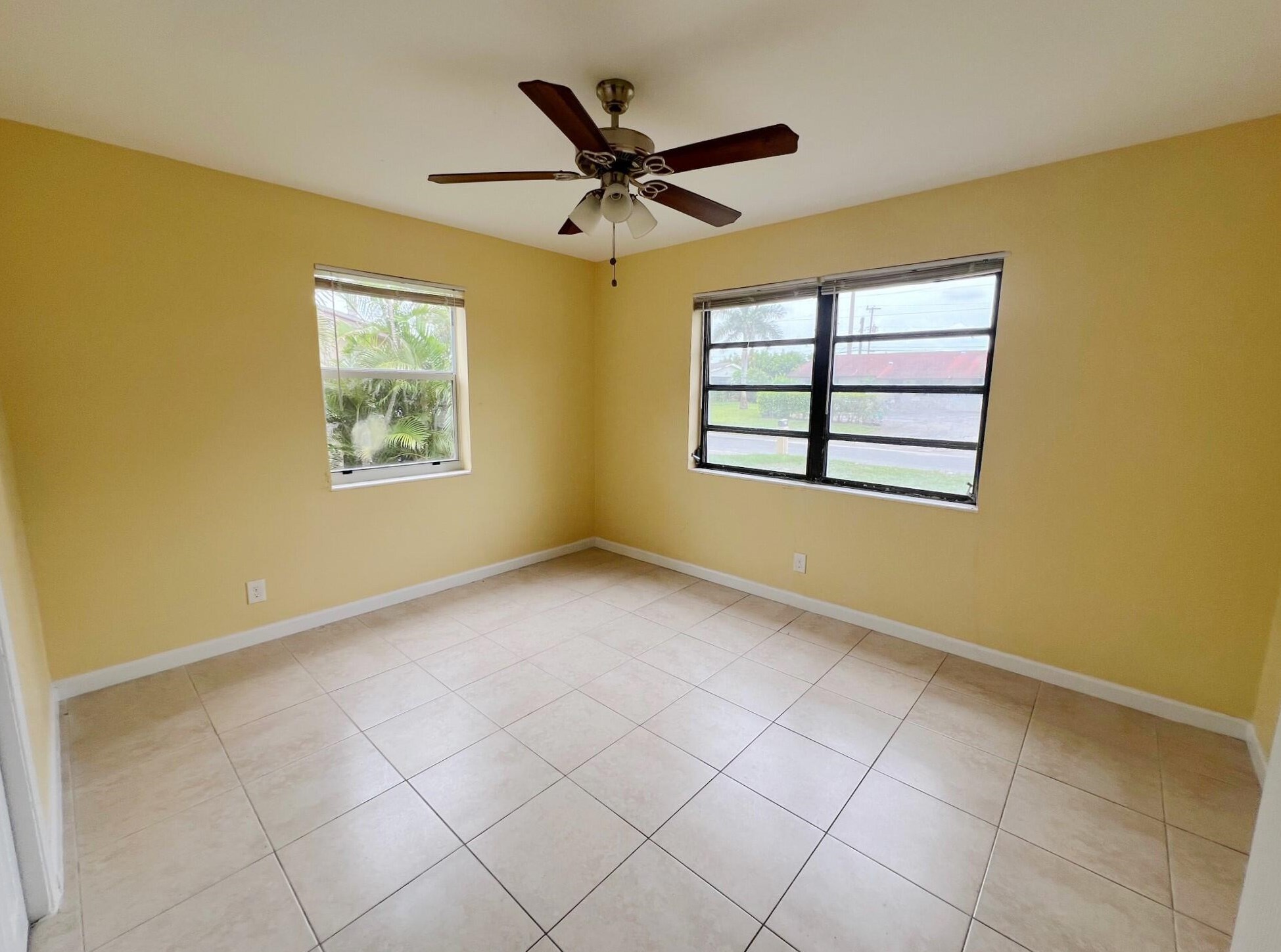 117 Atlantic Dr, Boynton Beach FL  33435-1646 exterior