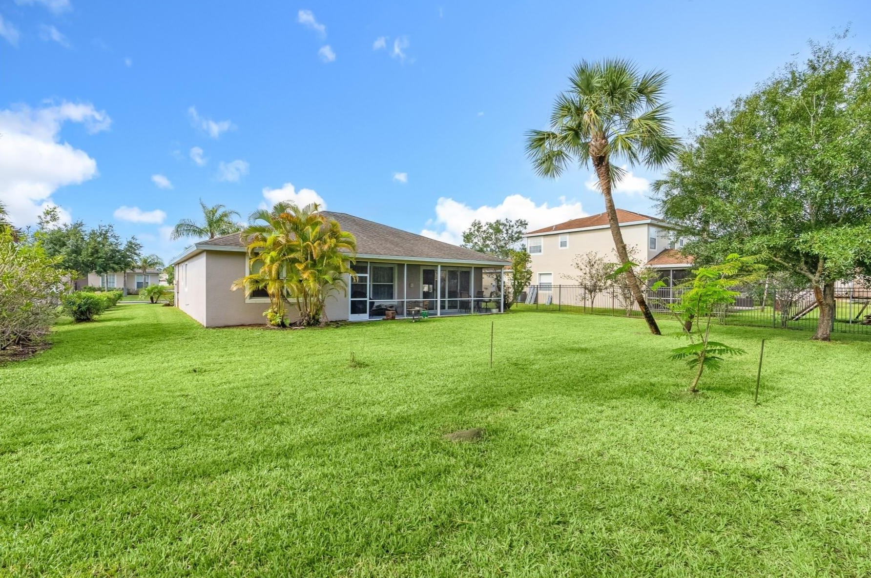 6080 46 Ln, Vero Beach FL  32967-6318 exterior
