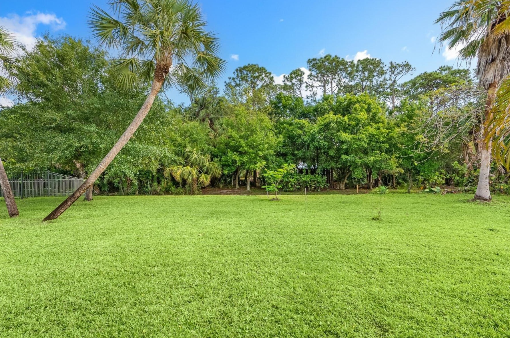 6080 46 Ln, Vero Beach FL  32967-6318 exterior