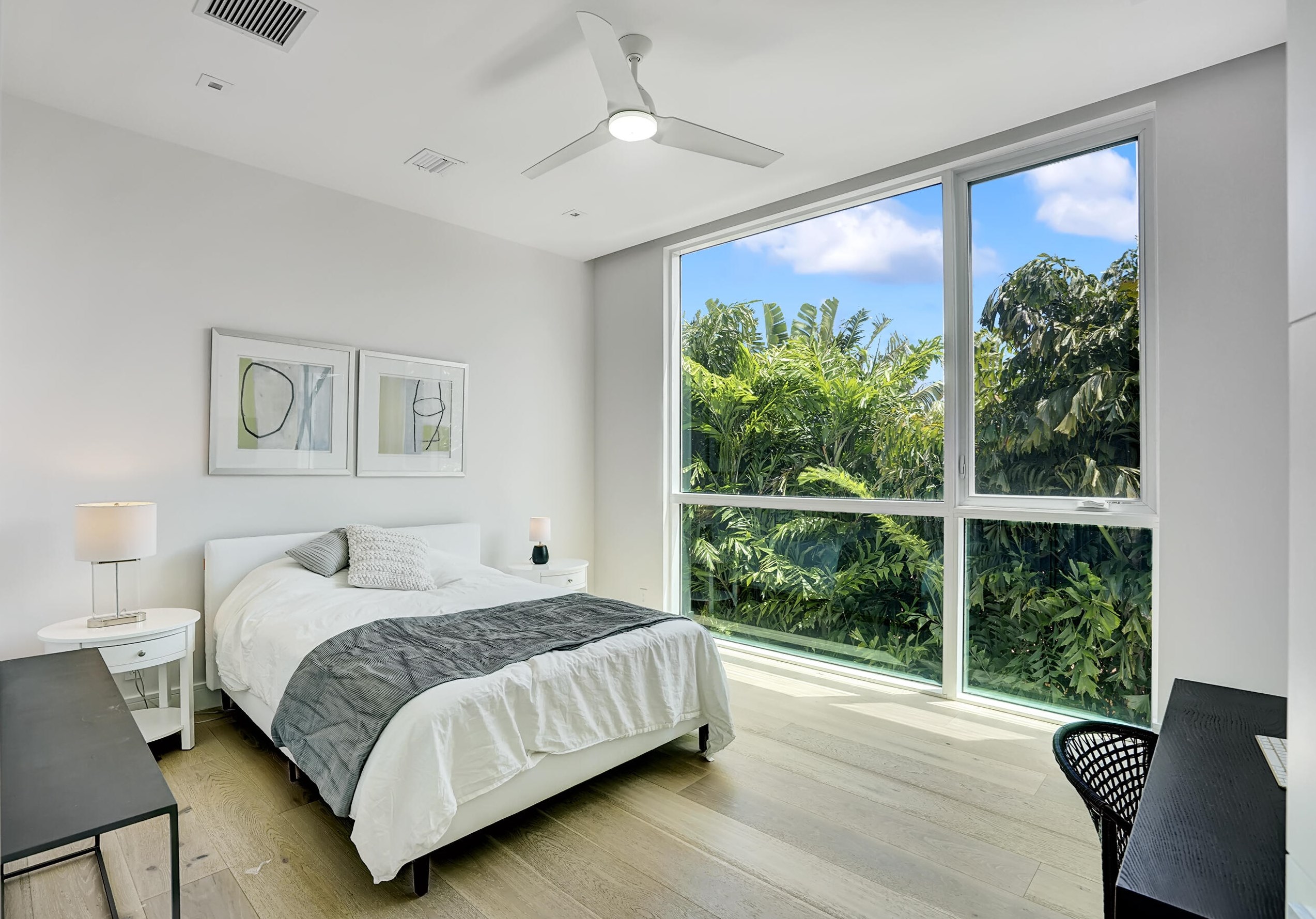 233 7 Ave, Delray Beach FL 33483-5518 exterior