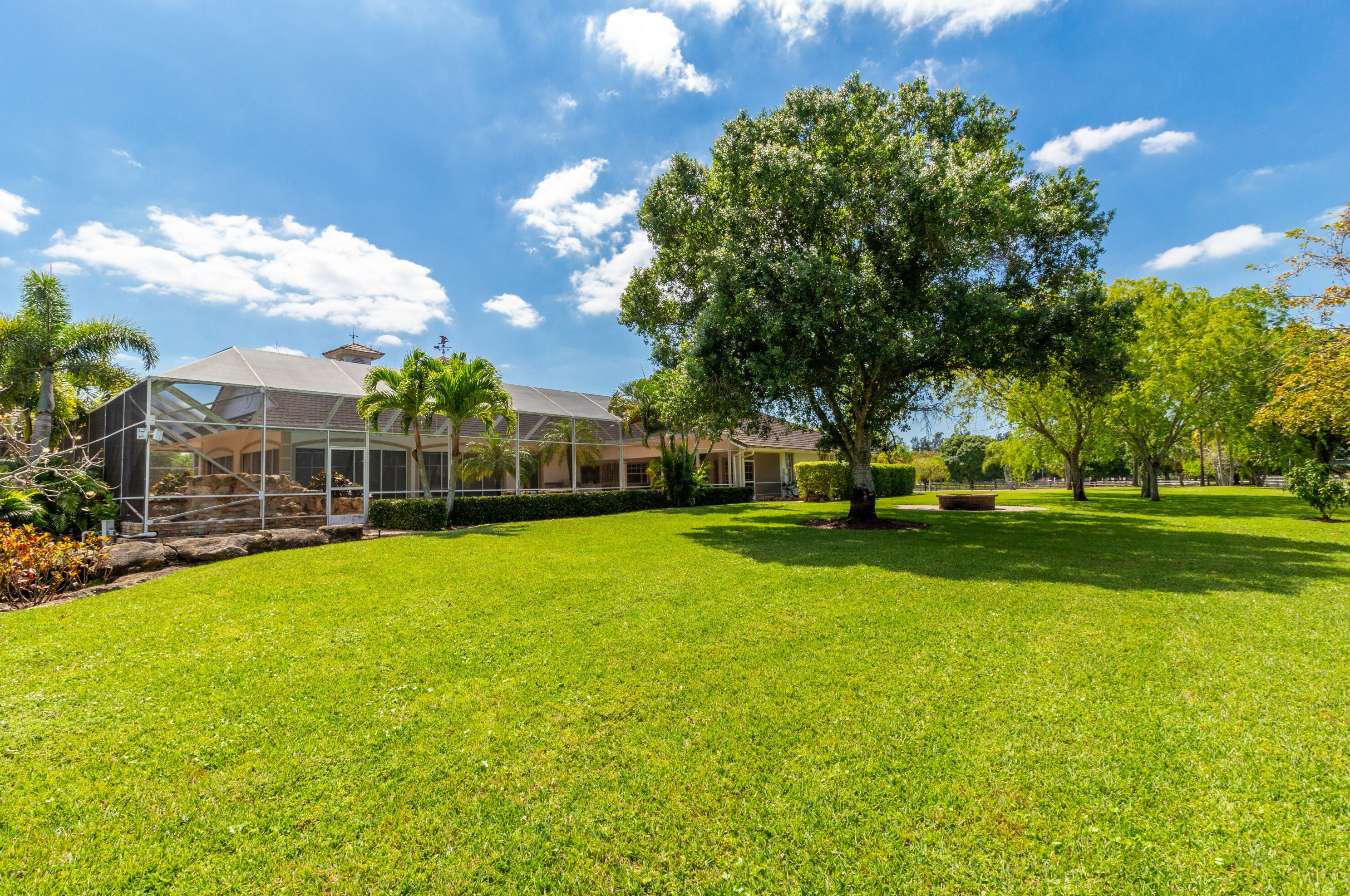 5238 Duckweed Rd, Lake Worth FL  33449-8469 exterior