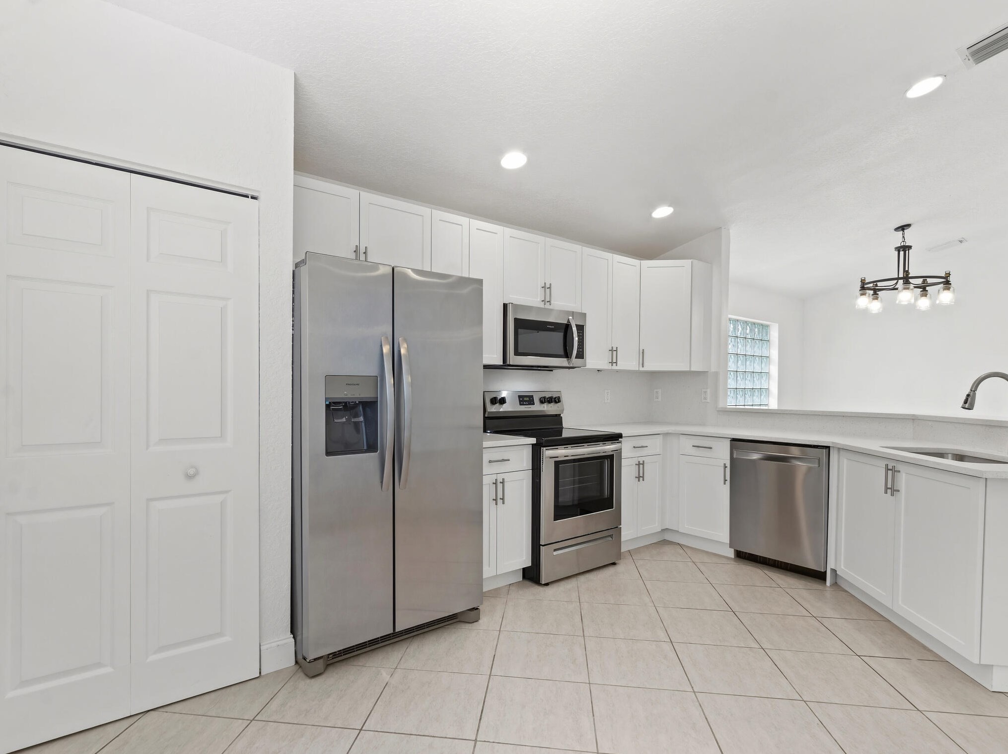 11136 Kaui Ct, Boynton Beach FL 33437-7018 exterior