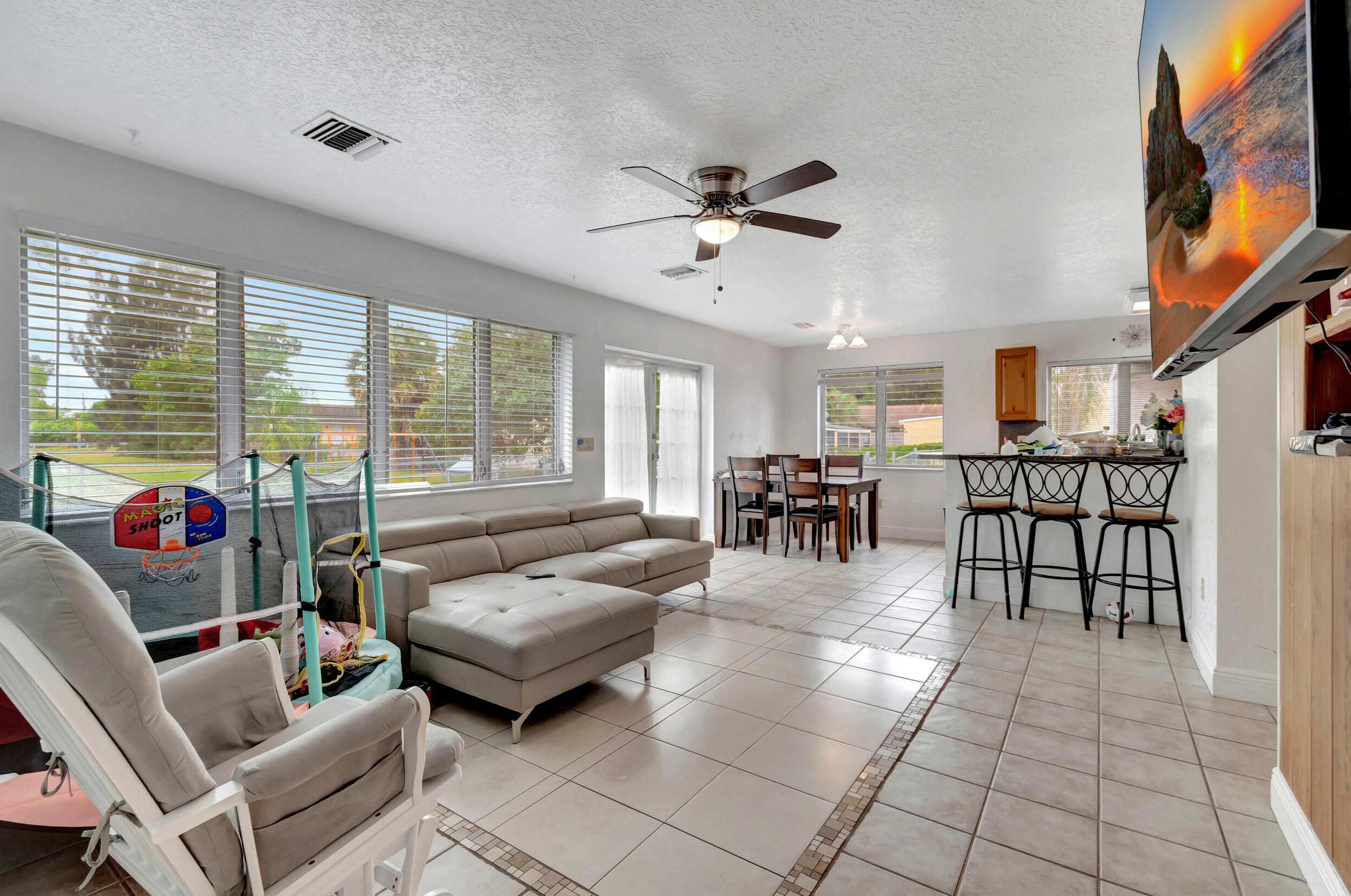 3856 7th Ave, Lake Worth FL  33461-2826 exterior