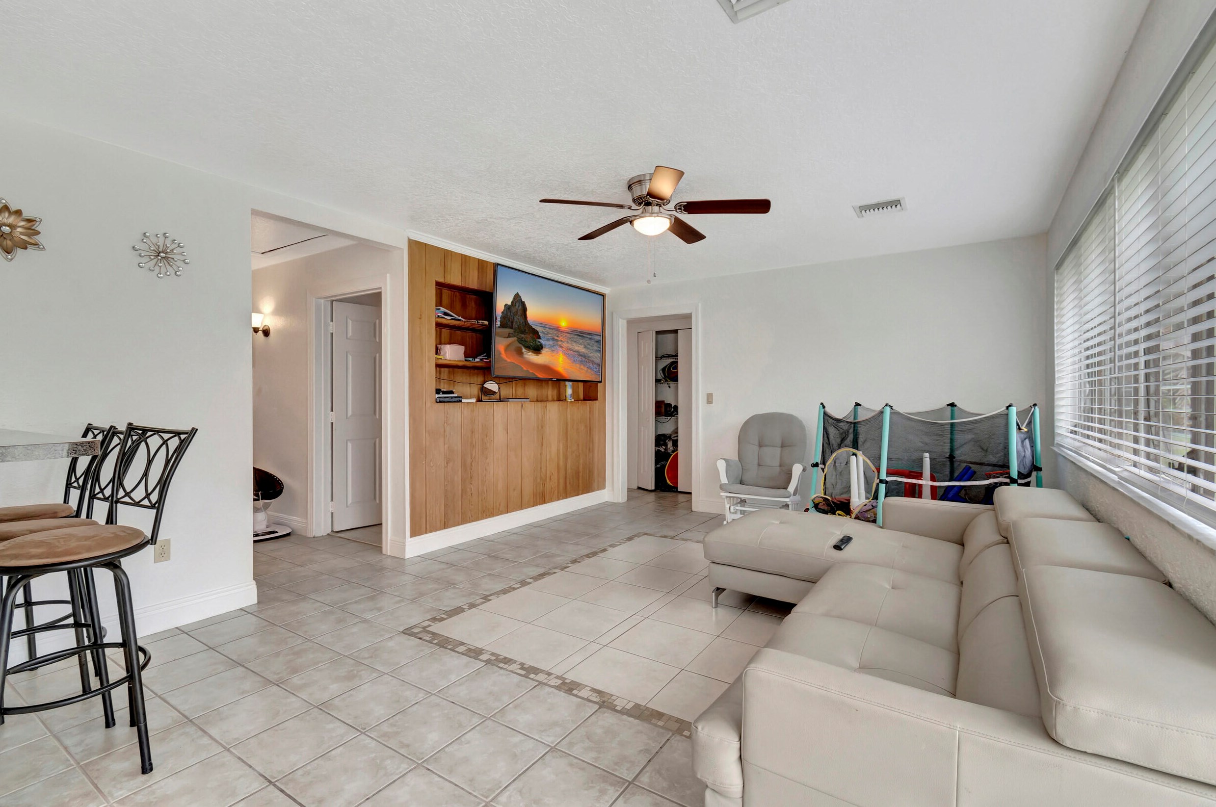 3856 7th Ave, Lake Worth FL  33461-2826 exterior