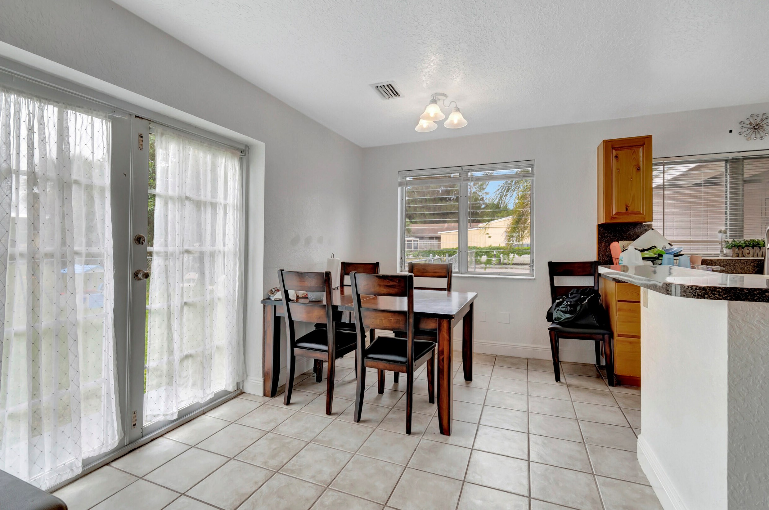 3856 7th Ave, Lake Worth FL  33461-2826 exterior